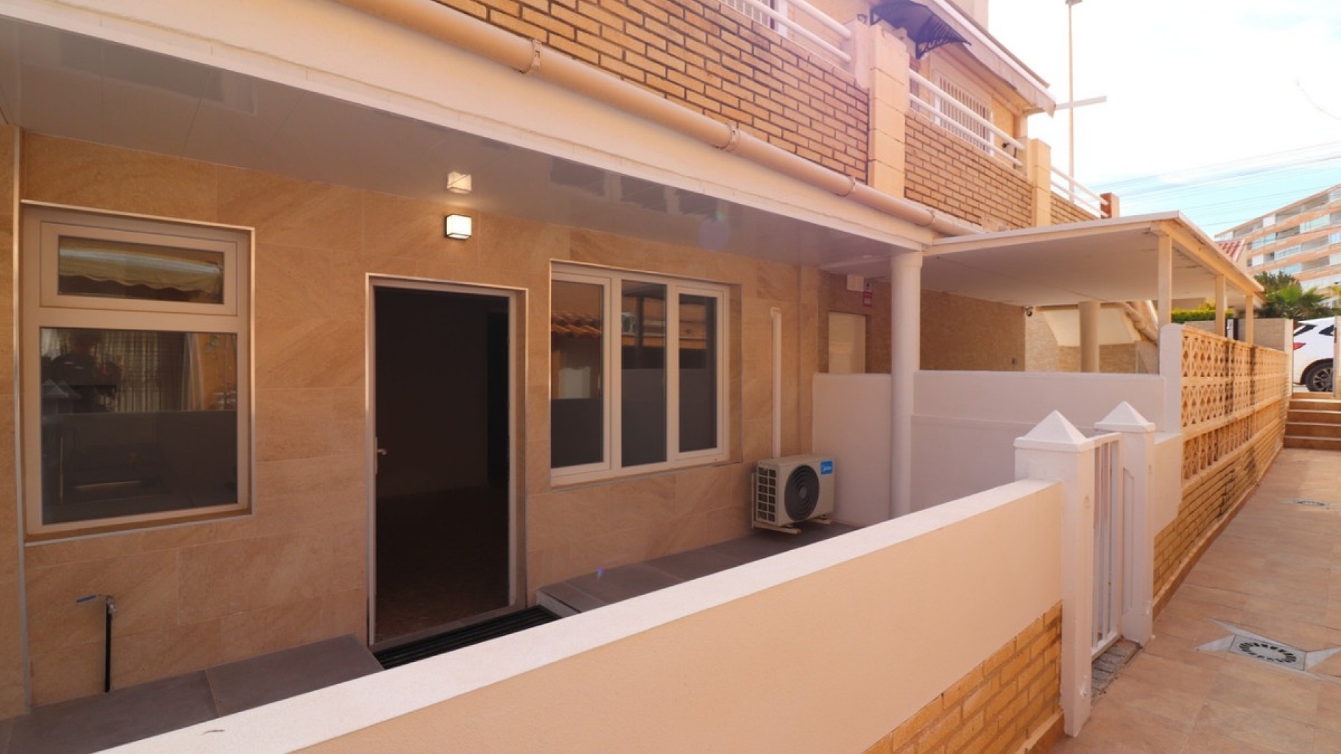 Resale - Apartment - Torrevieja - Torrevieja Centro