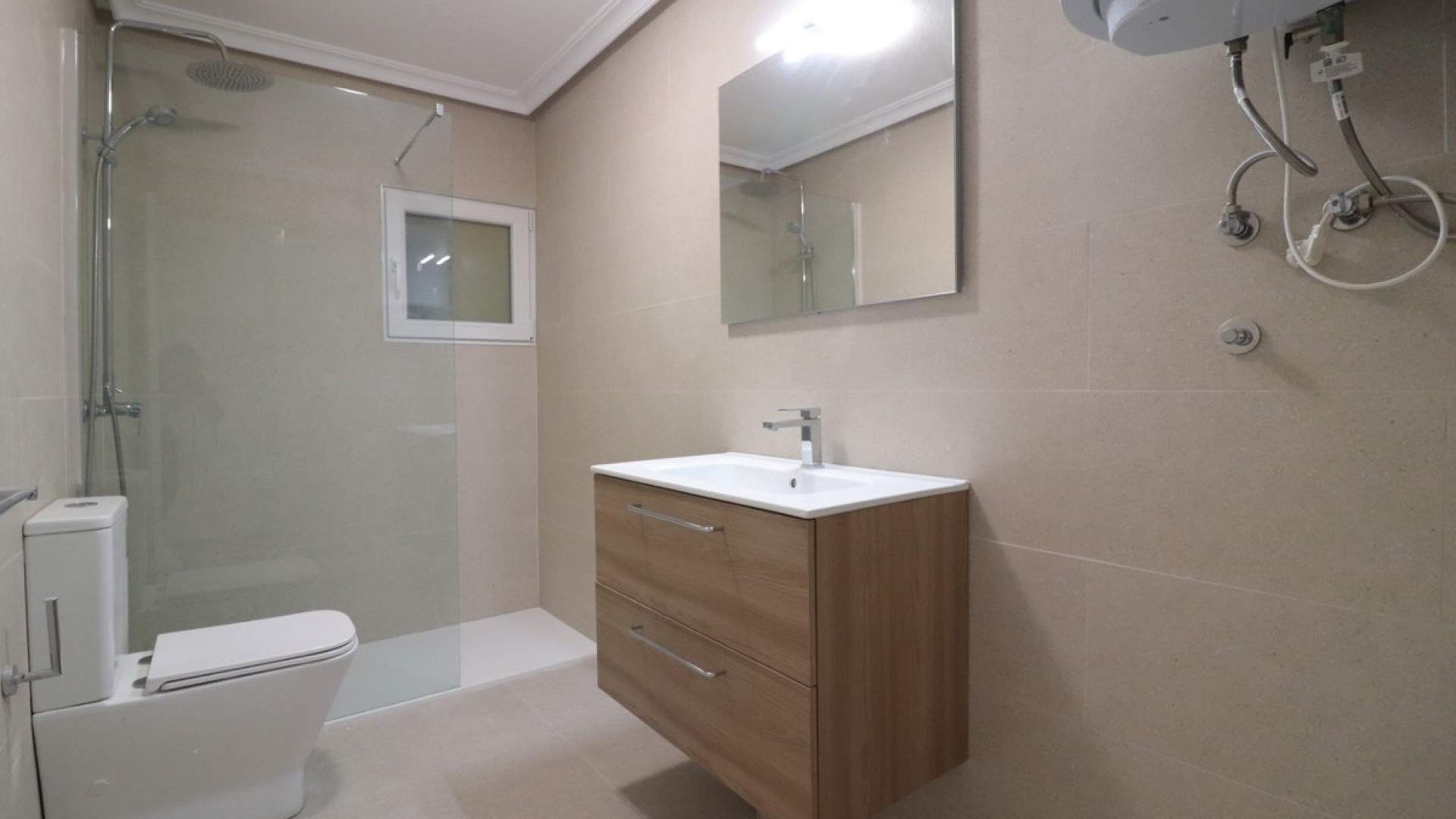 Resale - Apartment - Torrevieja - Torrevieja Centro