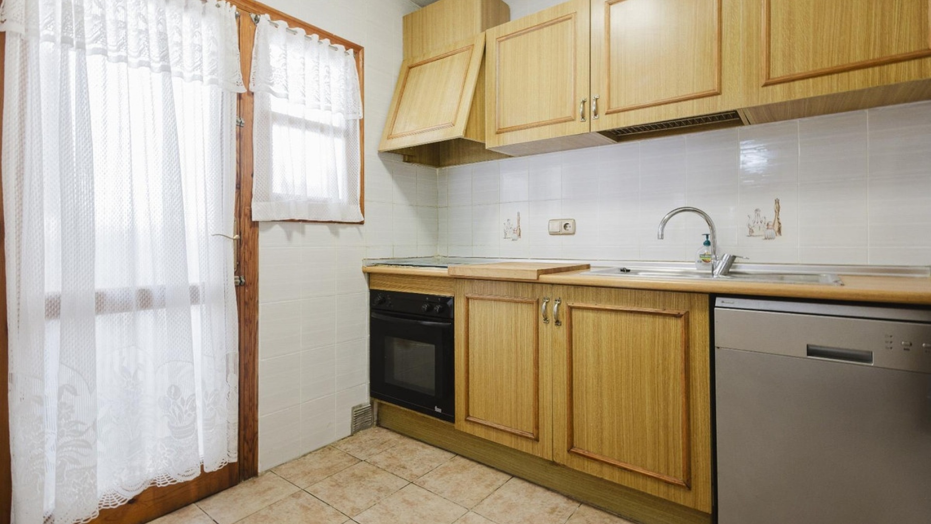 Resale - Apartment - Torrevieja - Torrevieja Centro