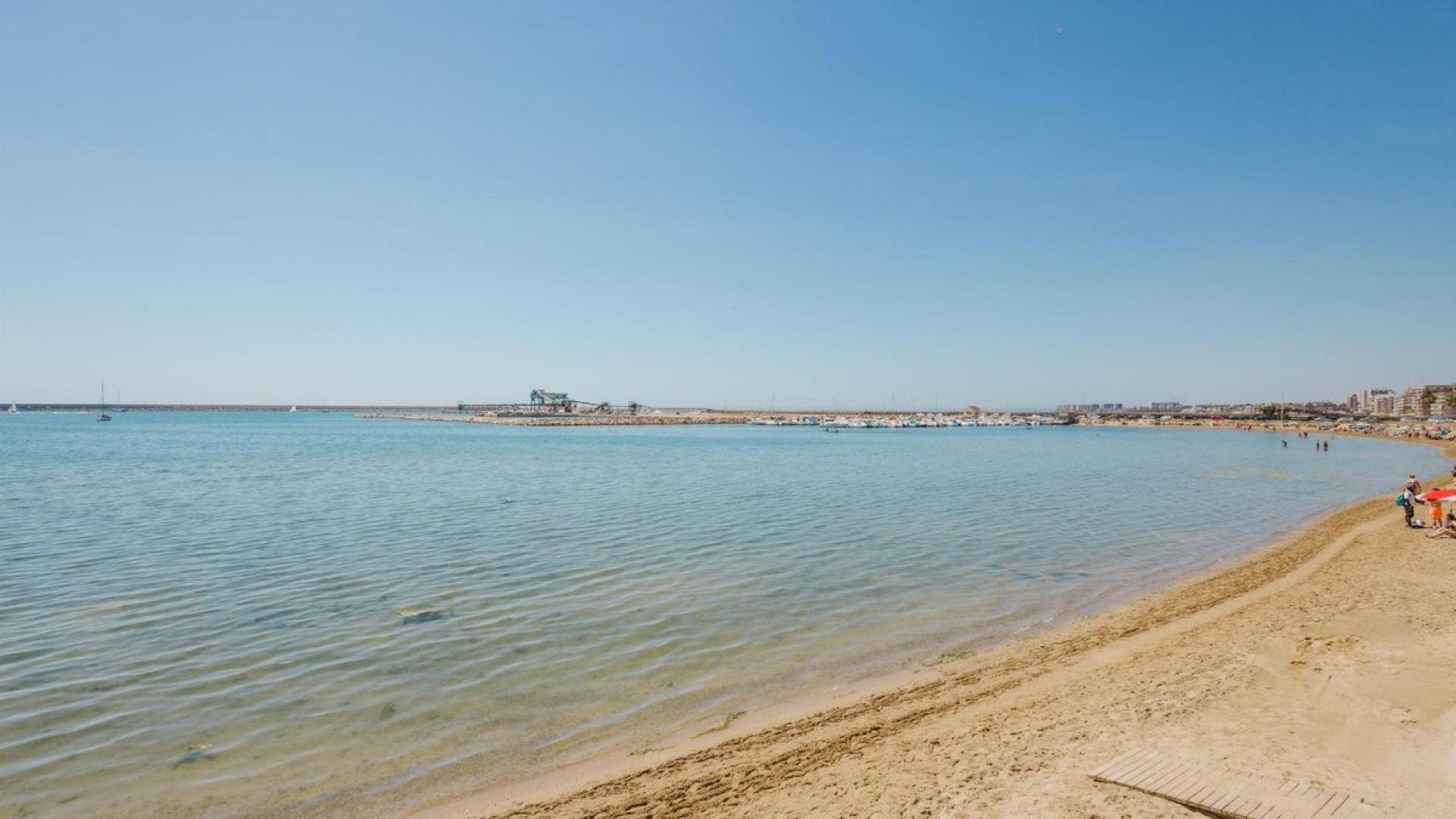 Resale - Apartment - Torrevieja - Torrevieja Centro