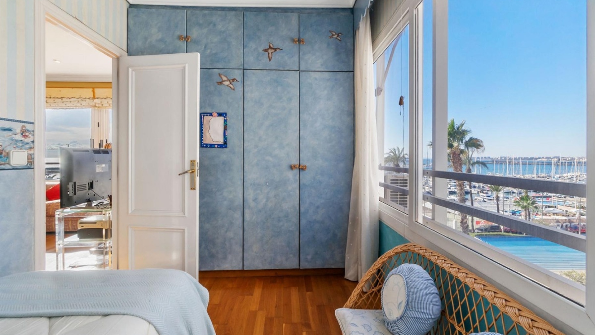 Resale - Apartment - Torrevieja - Torrevieja Centro