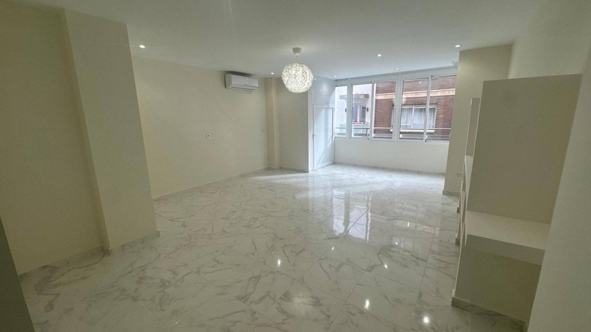Resale - Apartment - Torrevieja - Torrevieja Centro