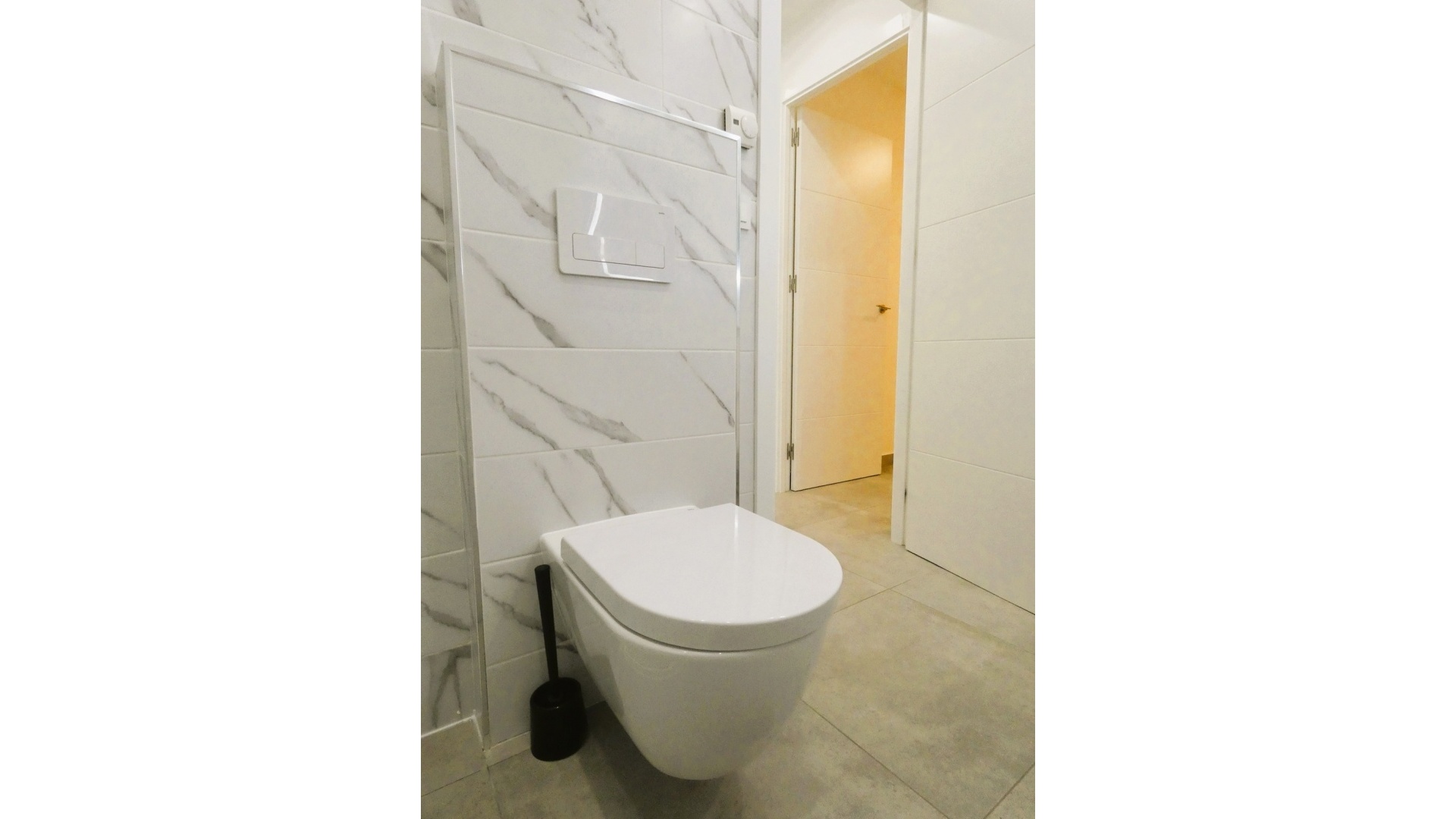 Resale - Apartment - Torrevieja - Torrevieja Centro