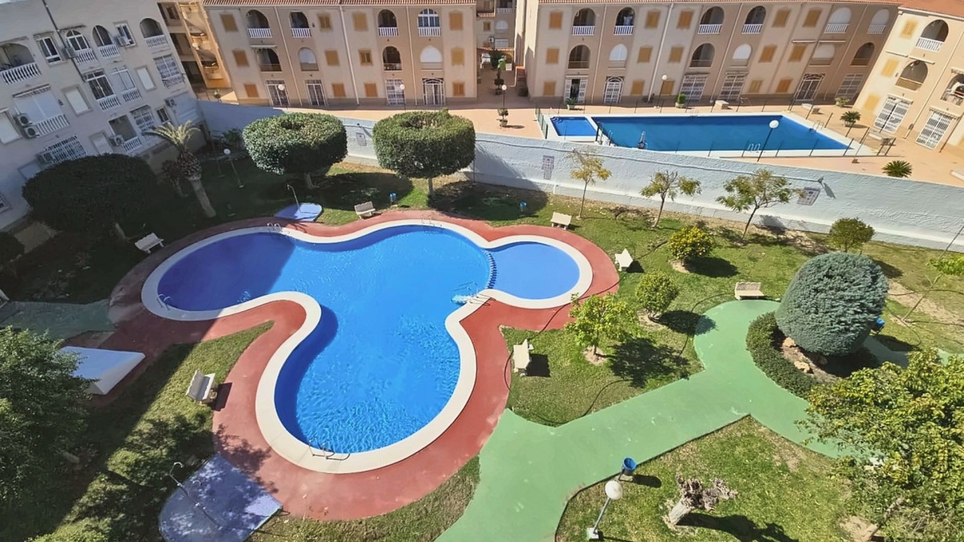 Resale - Apartment - Torrevieja - Torrevieja Centro