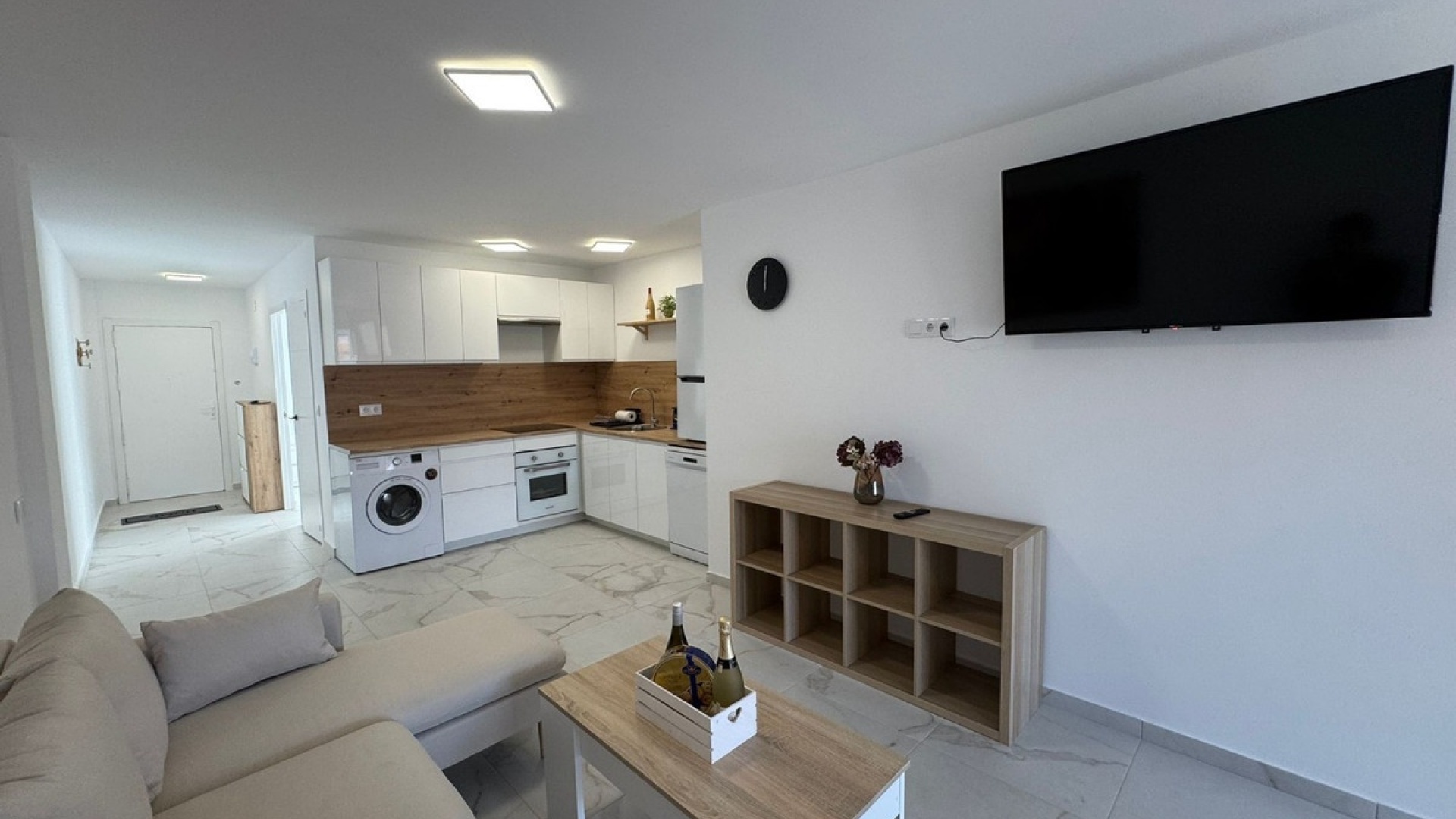 Resale - Apartment - Torrevieja - Torrevieja Centro