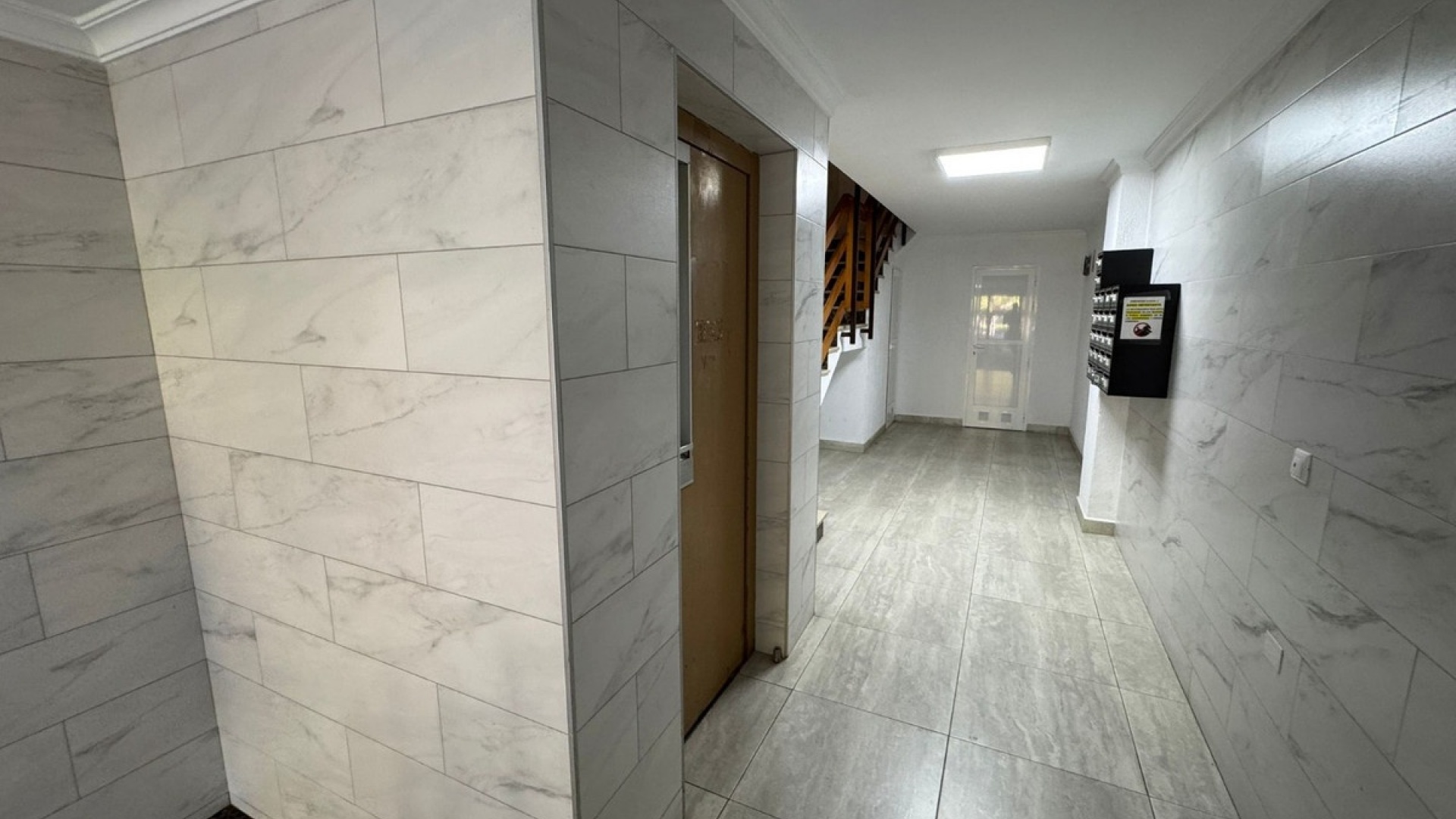 Resale - Apartment - Torrevieja - Torrevieja Centro