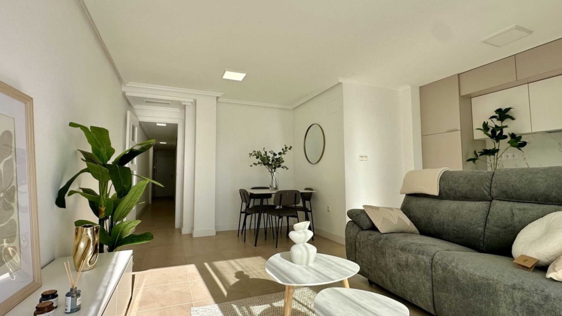 Resale - Apartment - Torrevieja - Torrevieja Centro