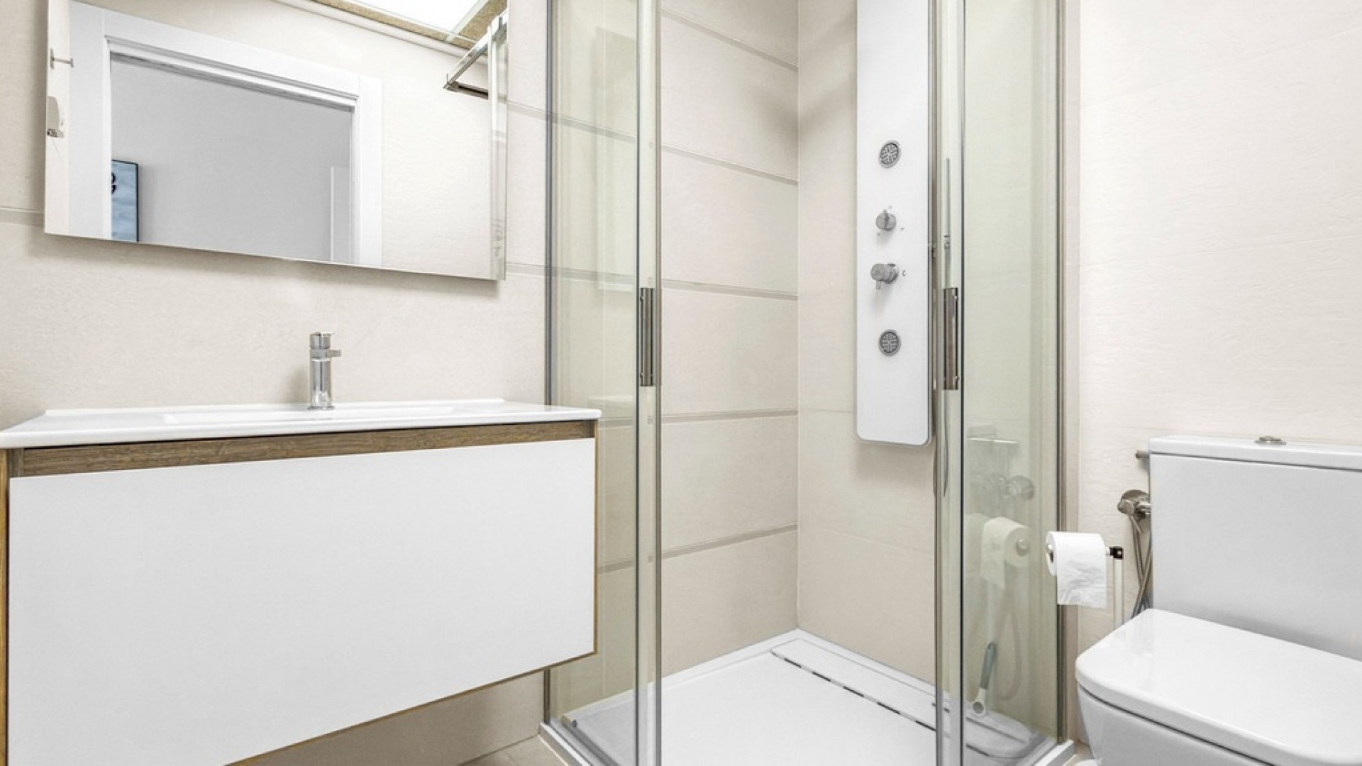 Resale - Apartment - Torrevieja - Torrevieja Centro