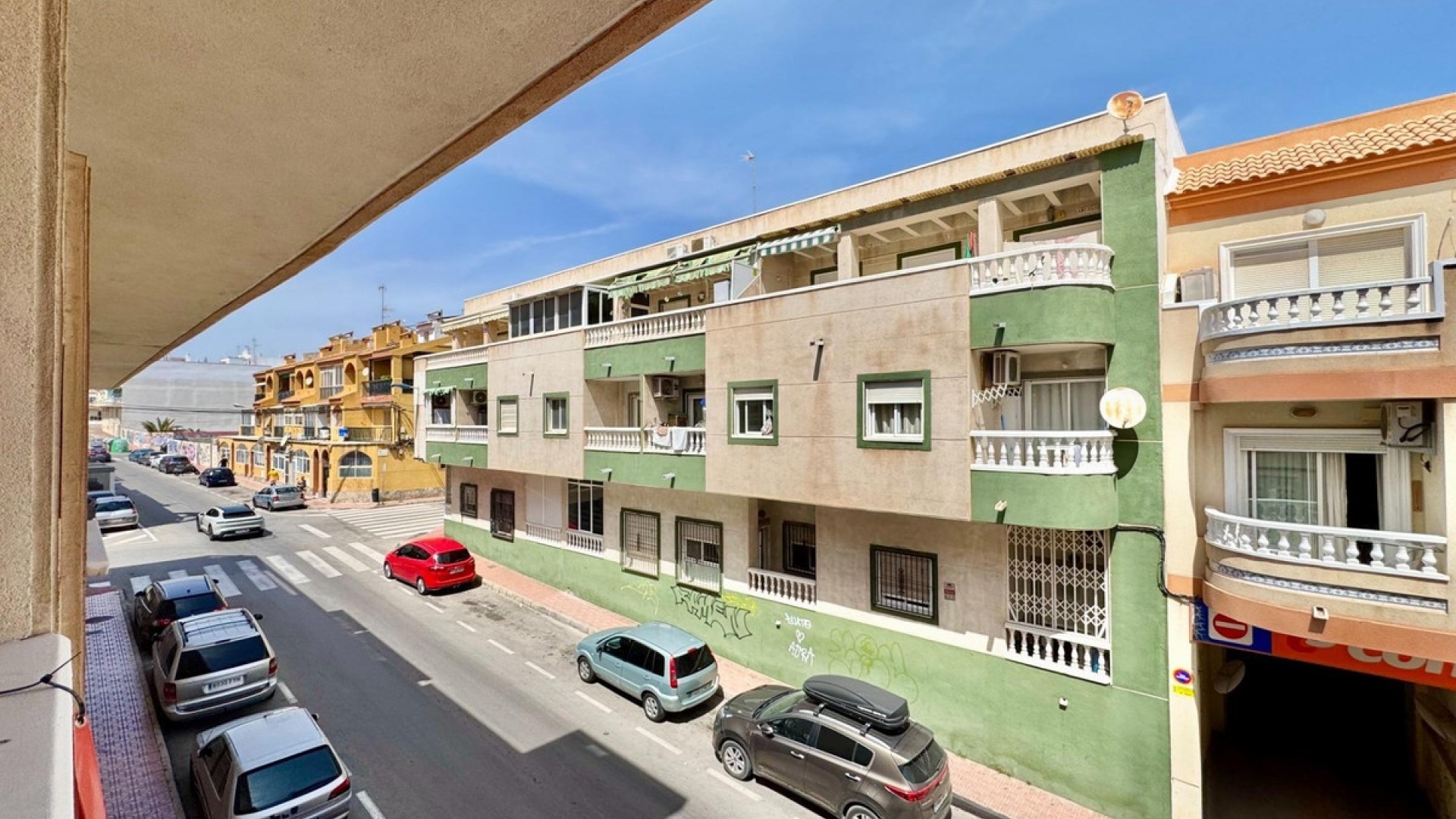 Resale - Apartment - Torrevieja - Torrevieja Centro
