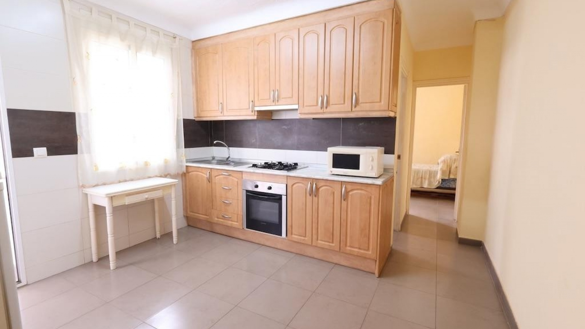 Resale - Apartment - Torrevieja - Torrevieja Centro