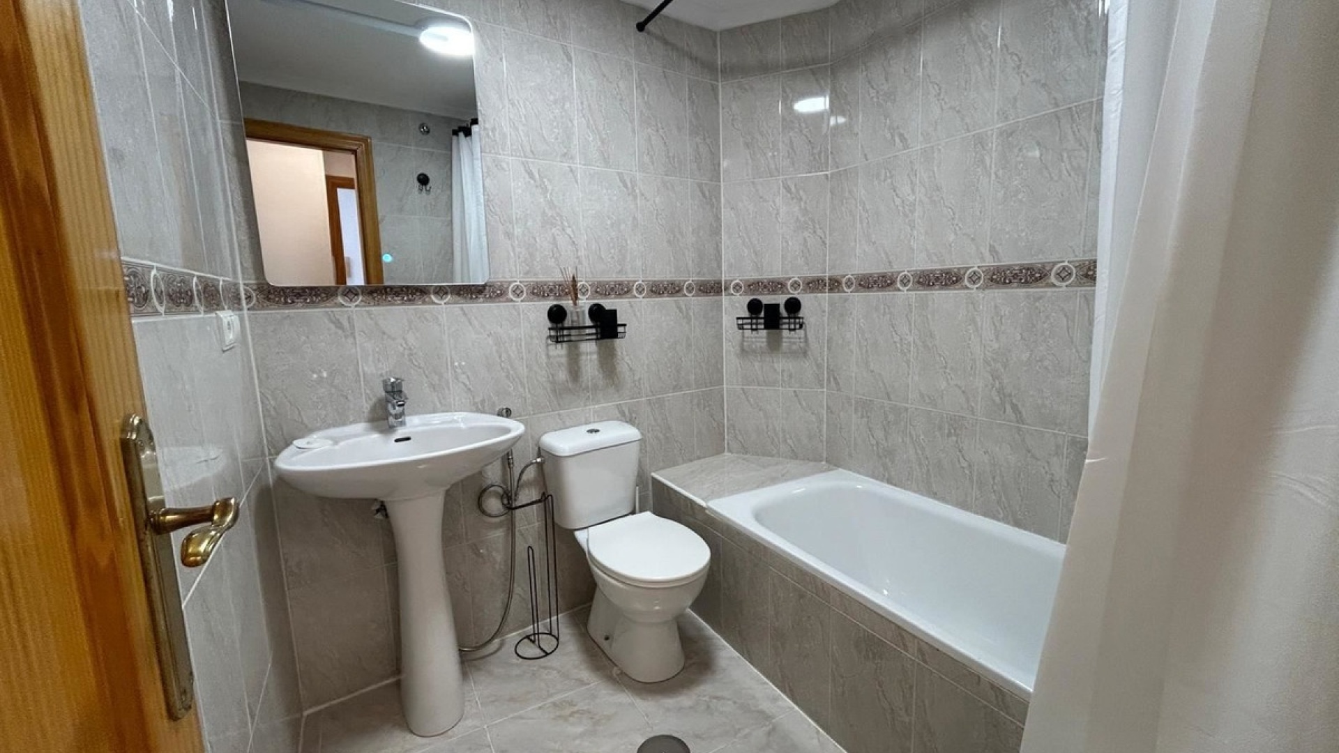 Resale - Apartment - Torrevieja - Torrevieja Centro