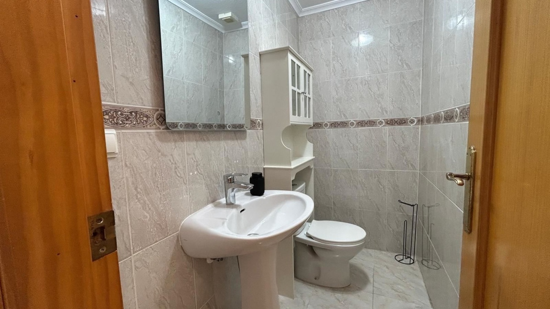 Resale - Apartment - Torrevieja - Torrevieja Centro