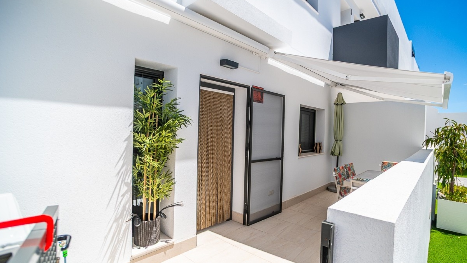 Resale - Apartment - Torrevieja - Torrevieja Centro