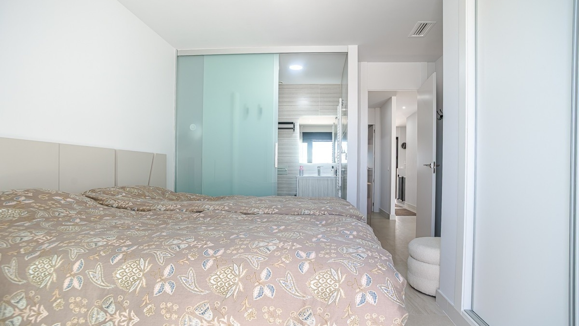 Resale - Apartment - Torrevieja - Torrevieja Centro