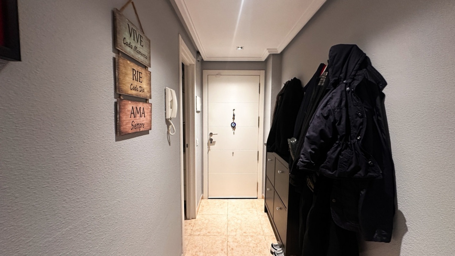 Resale - Apartment - Torrevieja - Torrevieja Centro