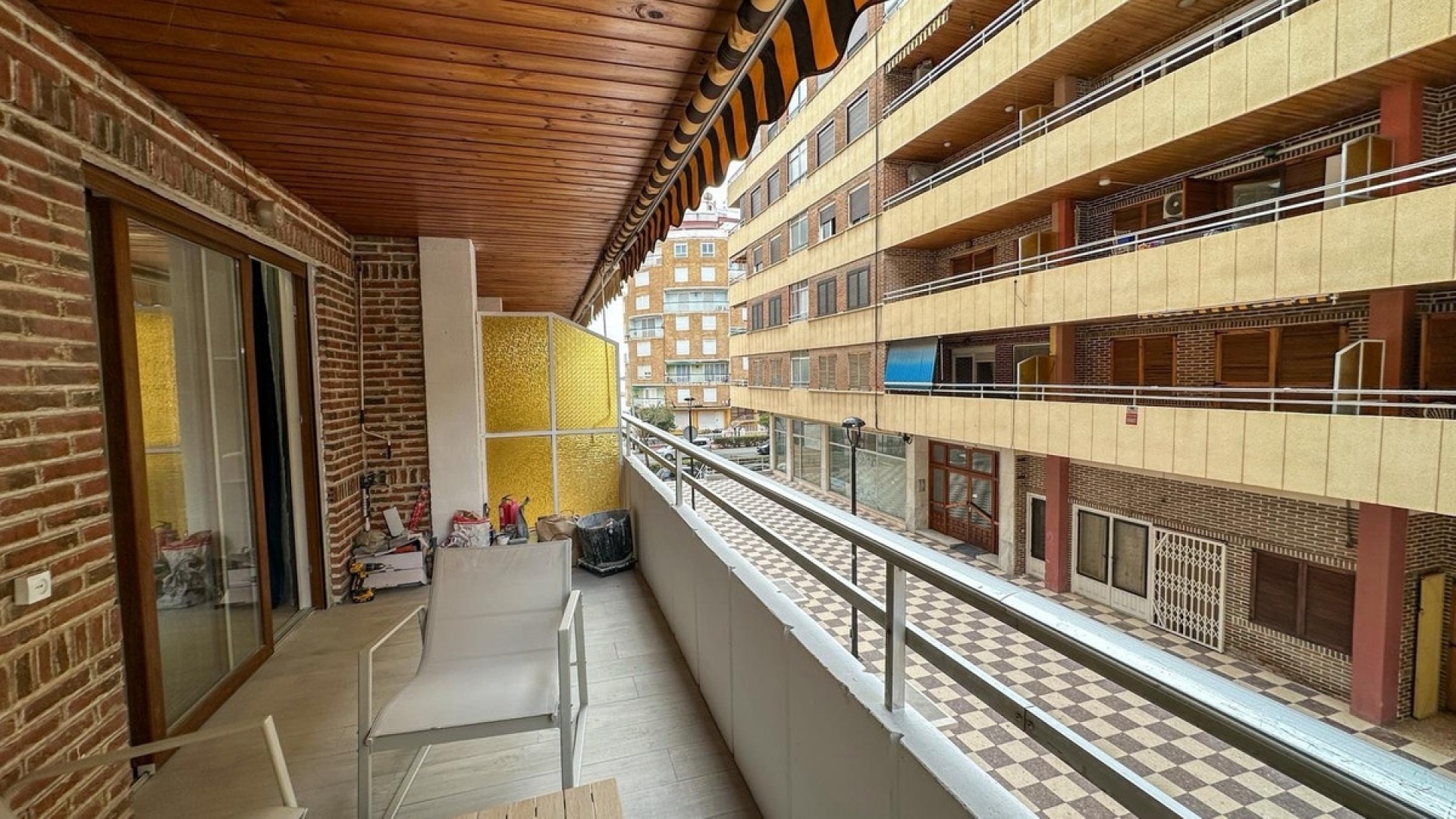 Resale - Apartment - Torrevieja - Torrevieja Centro