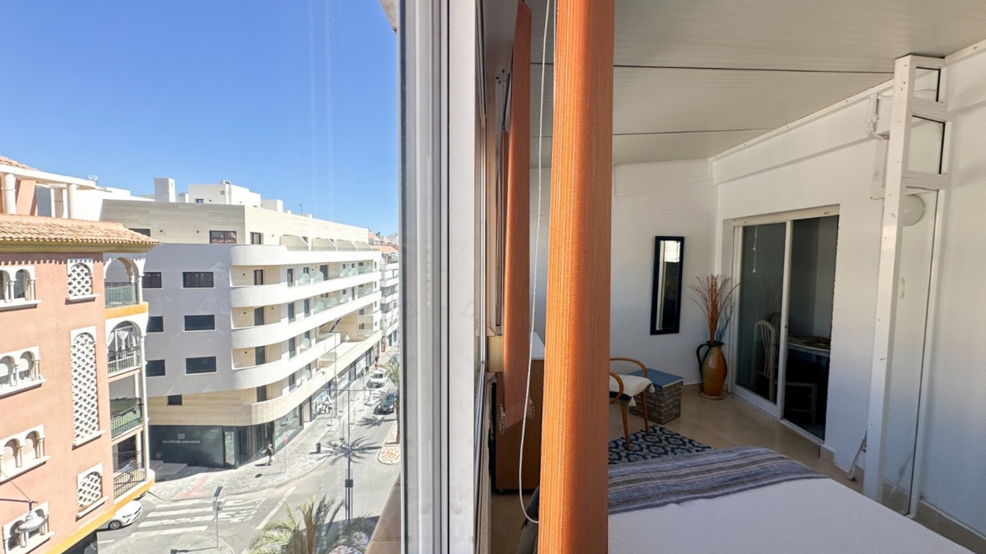 Resale - Apartment - Torrevieja - Torrevieja Centro