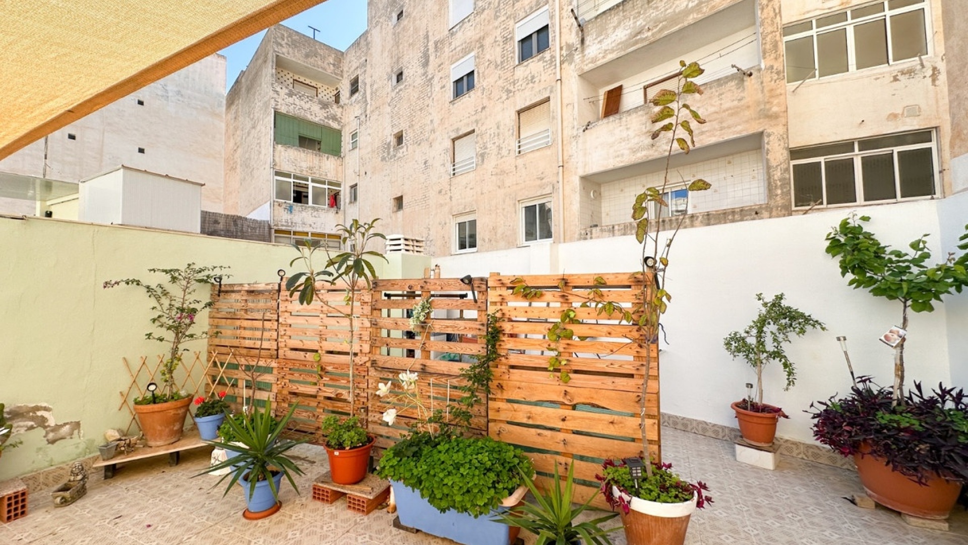 Resale - Apartment - Torrevieja - Torrevieja Centro