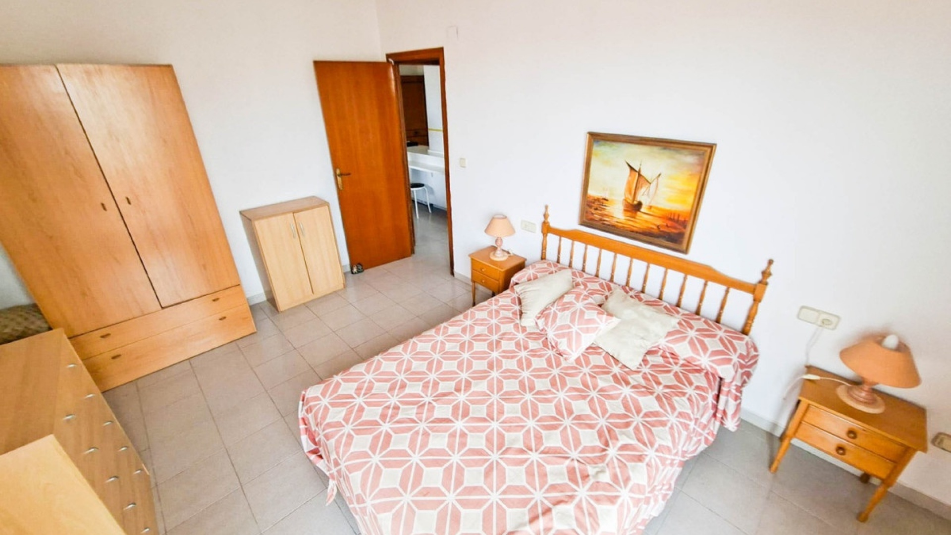 Resale - Apartment - Torrevieja - Torrevieja Centro