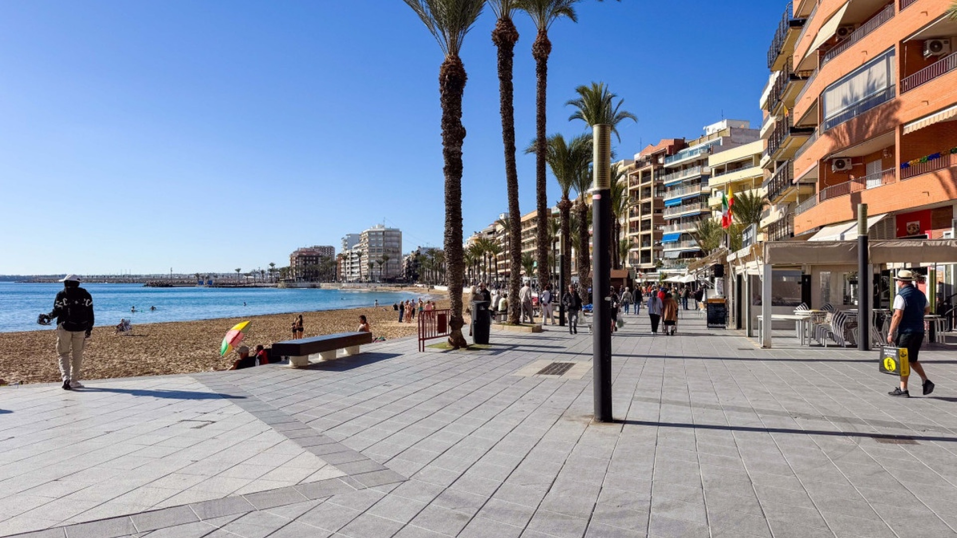 Resale - Apartment - Torrevieja - Torrevieja Centro