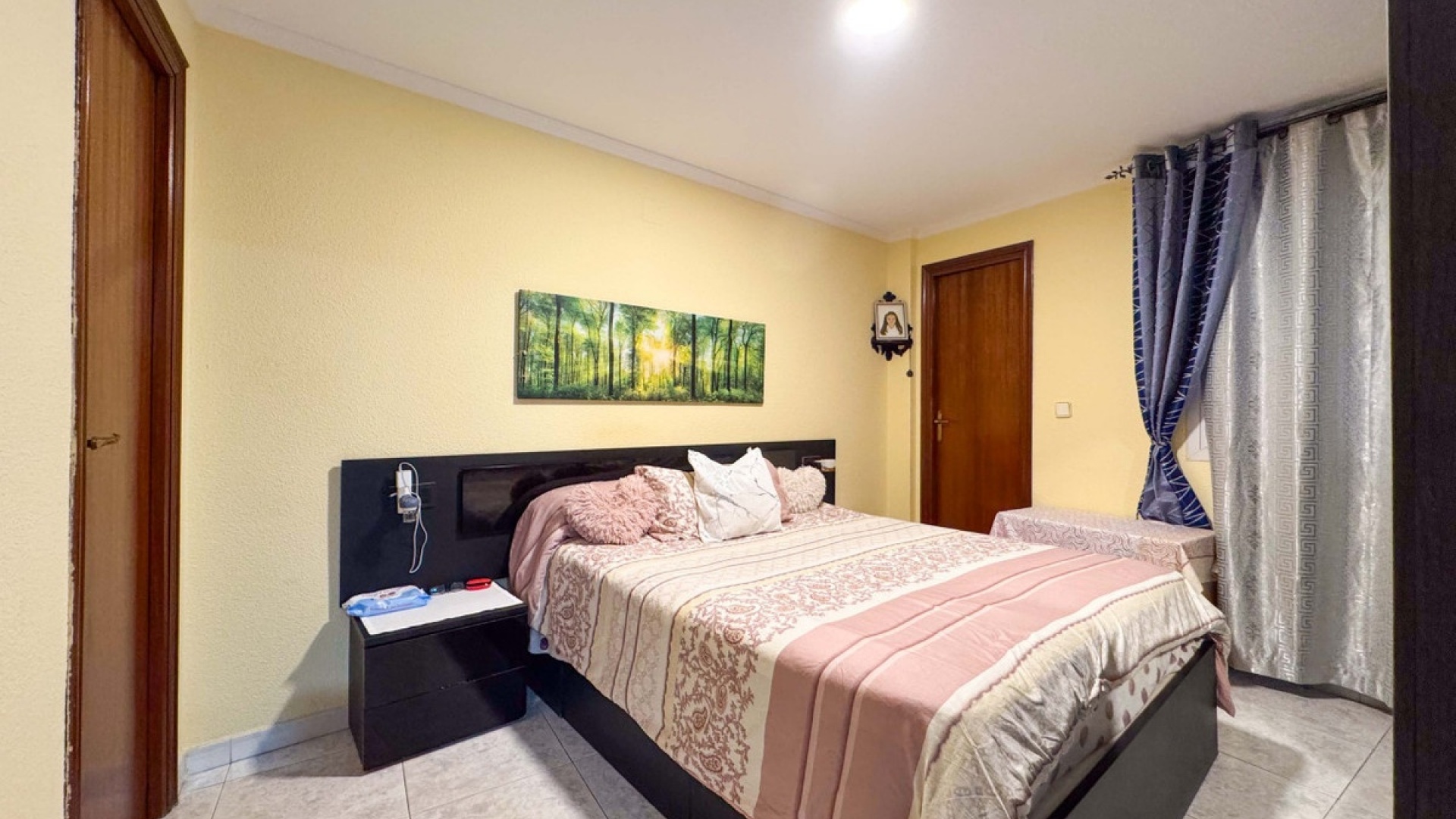 Resale - Apartment - Torrevieja - Torrevieja Centro