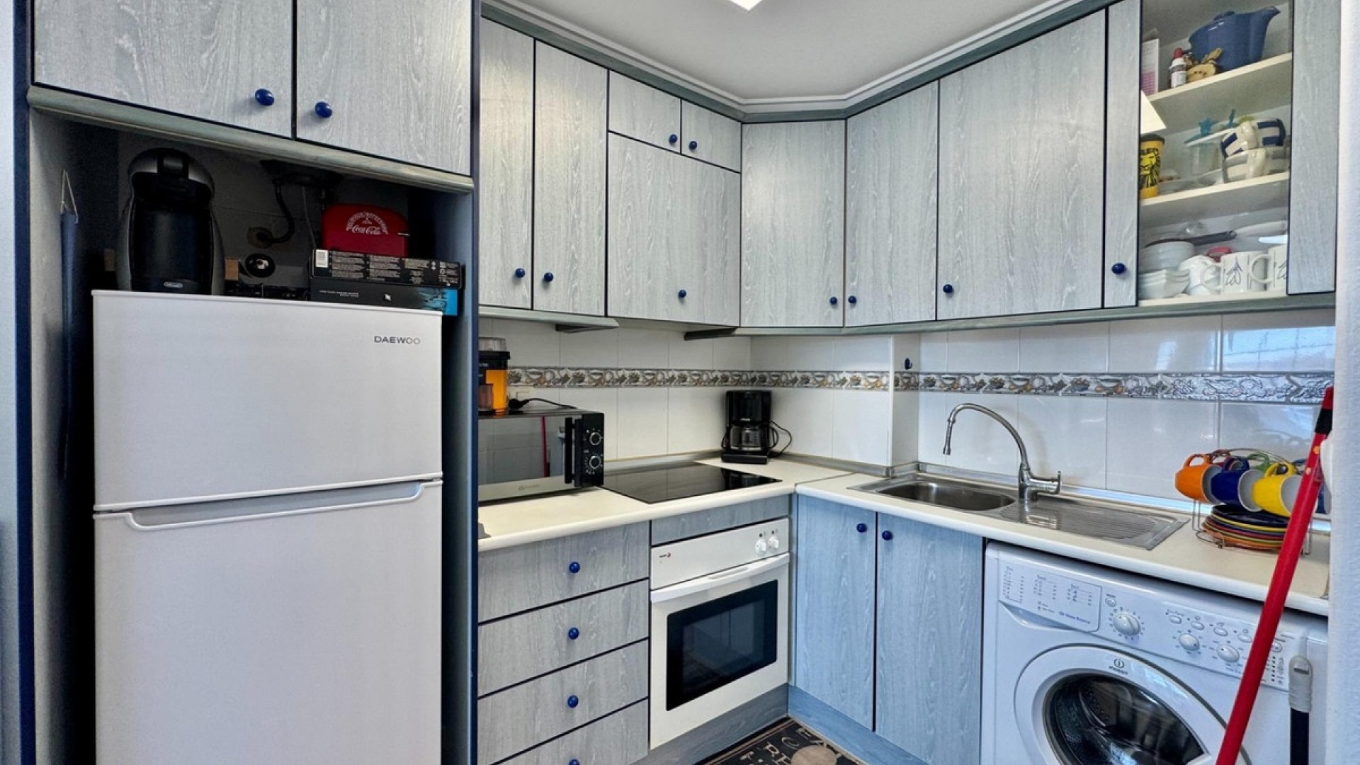 Resale - Apartment - Torrevieja - Torrevieja Centro