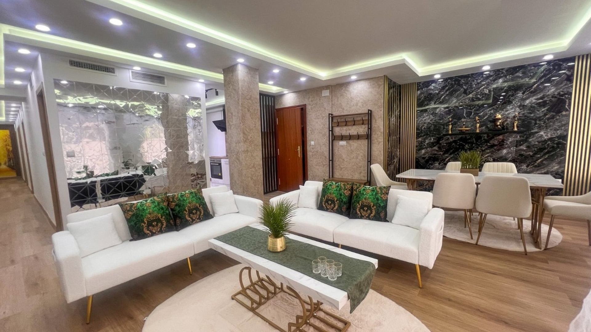Resale - Apartment - Torrevieja - Torrevieja Centro