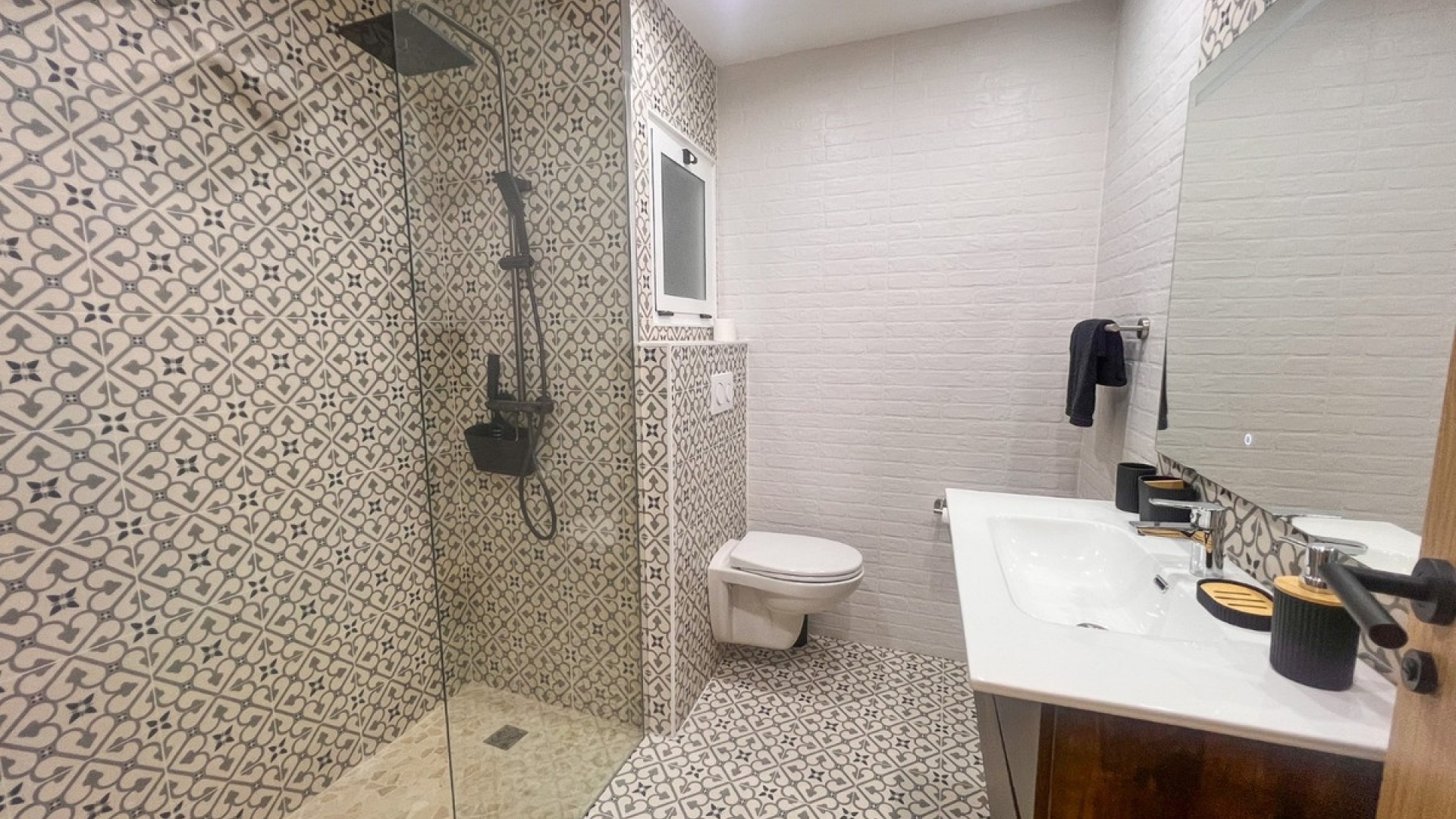 Resale - Apartment - Torrevieja - Torrevieja Centro