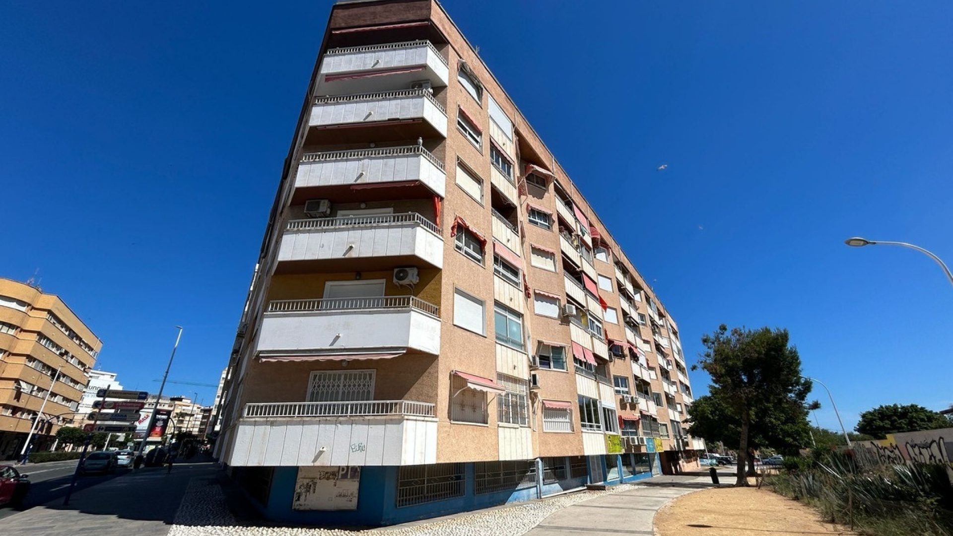 Resale - Apartment - Torrevieja - Torrevieja Centro