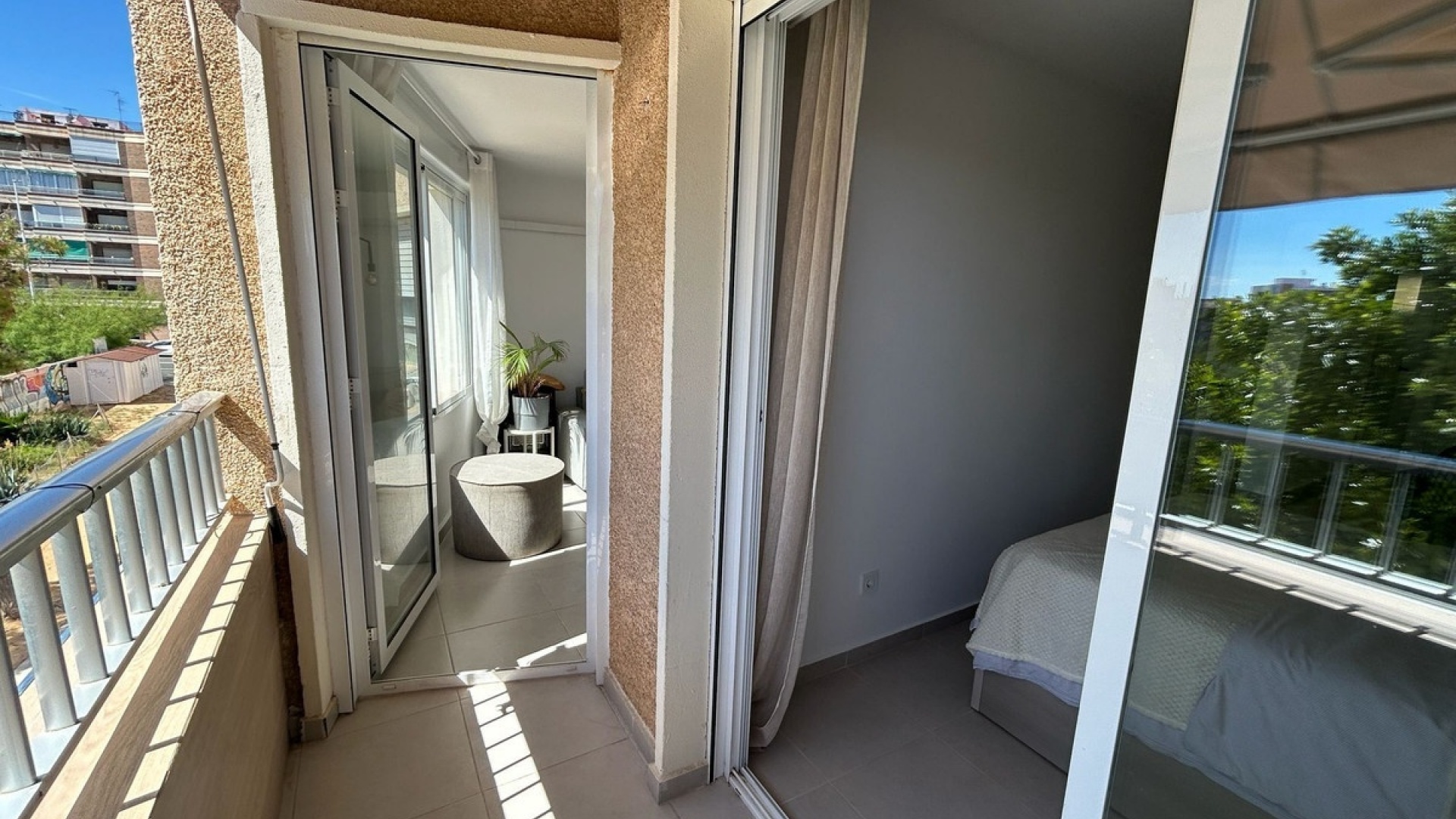 Resale - Apartment - Torrevieja - Torrevieja Centro