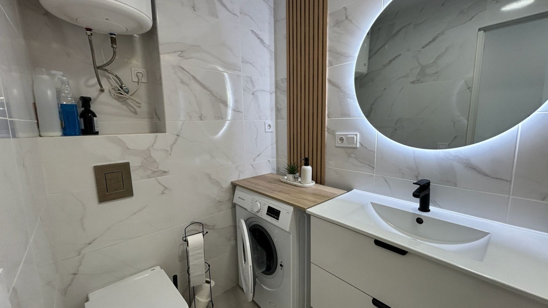 Resale - Apartment - Torrevieja - Torrevieja Centro