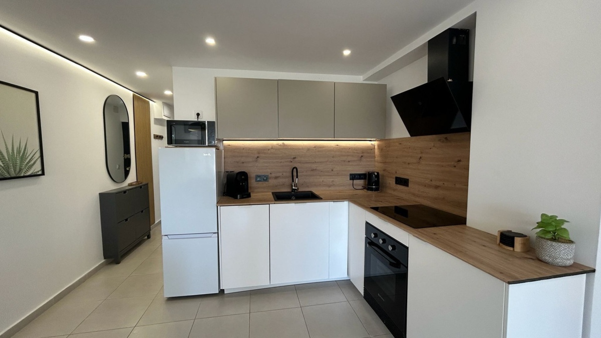 Resale - Apartment - Torrevieja - Torrevieja Centro