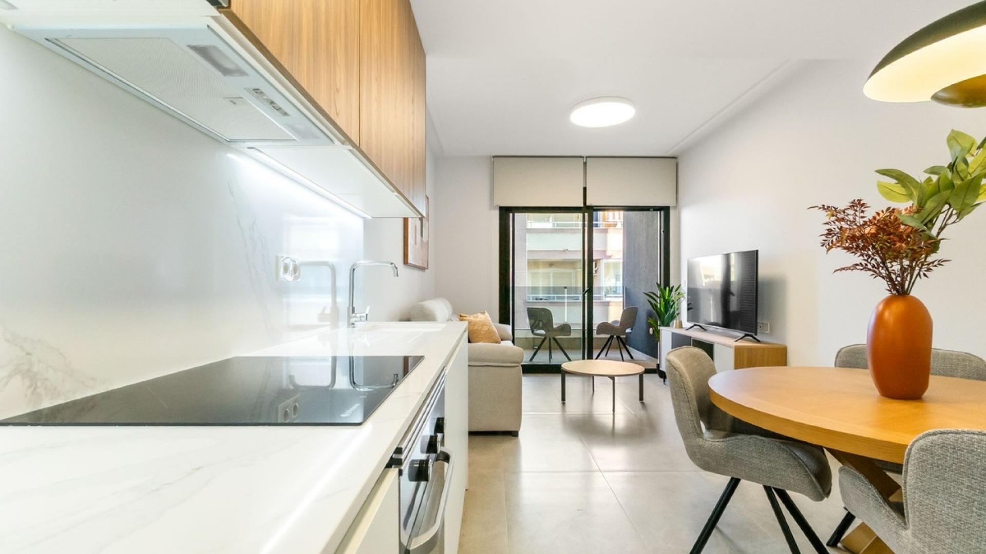 Resale - Apartment - Torrevieja - Torrevieja Centro