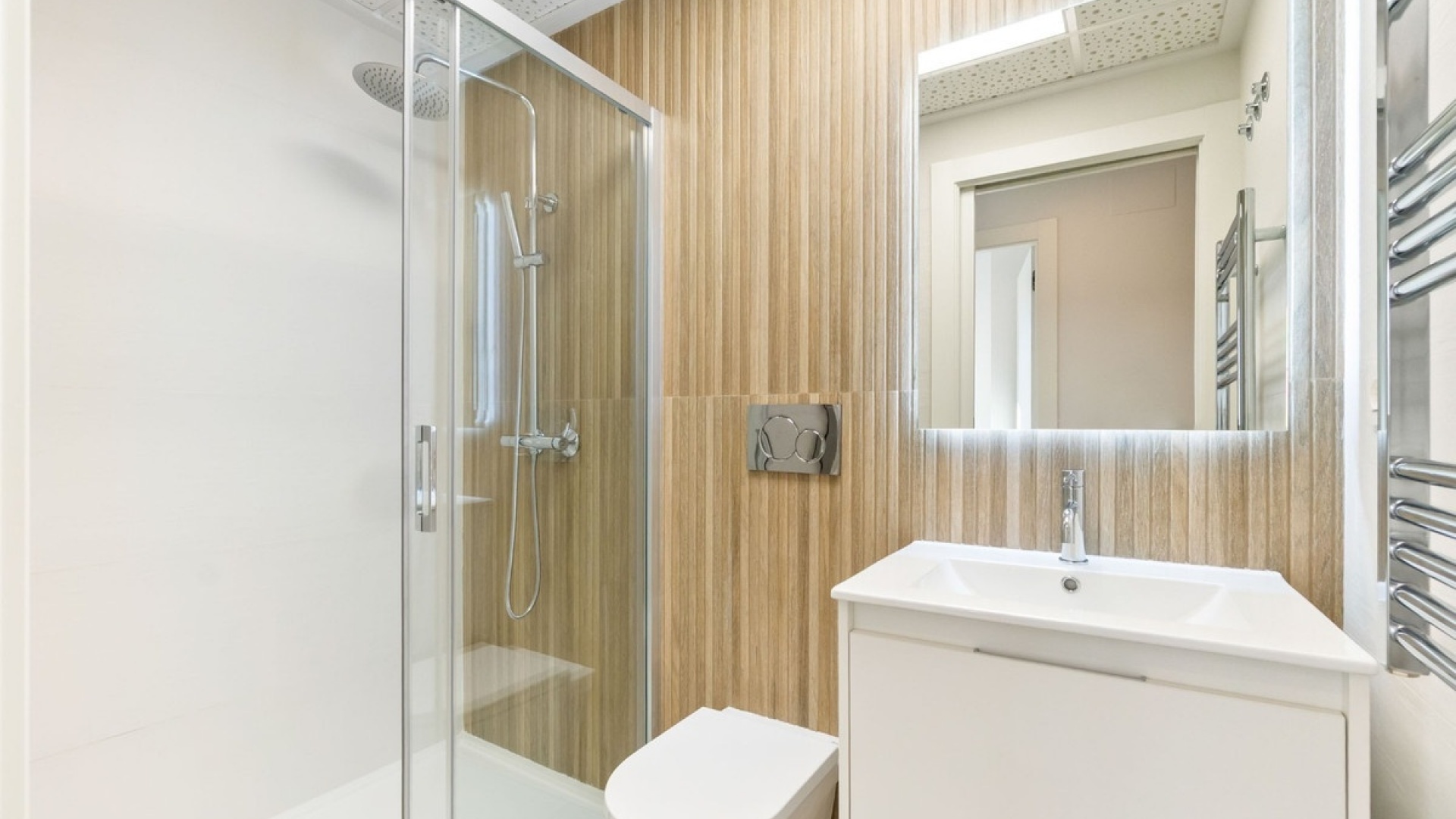 Resale - Apartment - Torrevieja - Torrevieja Centro