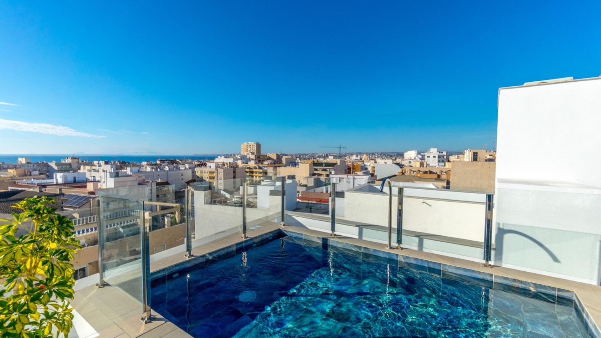 Resale - Apartment - Torrevieja - Torrevieja Centro