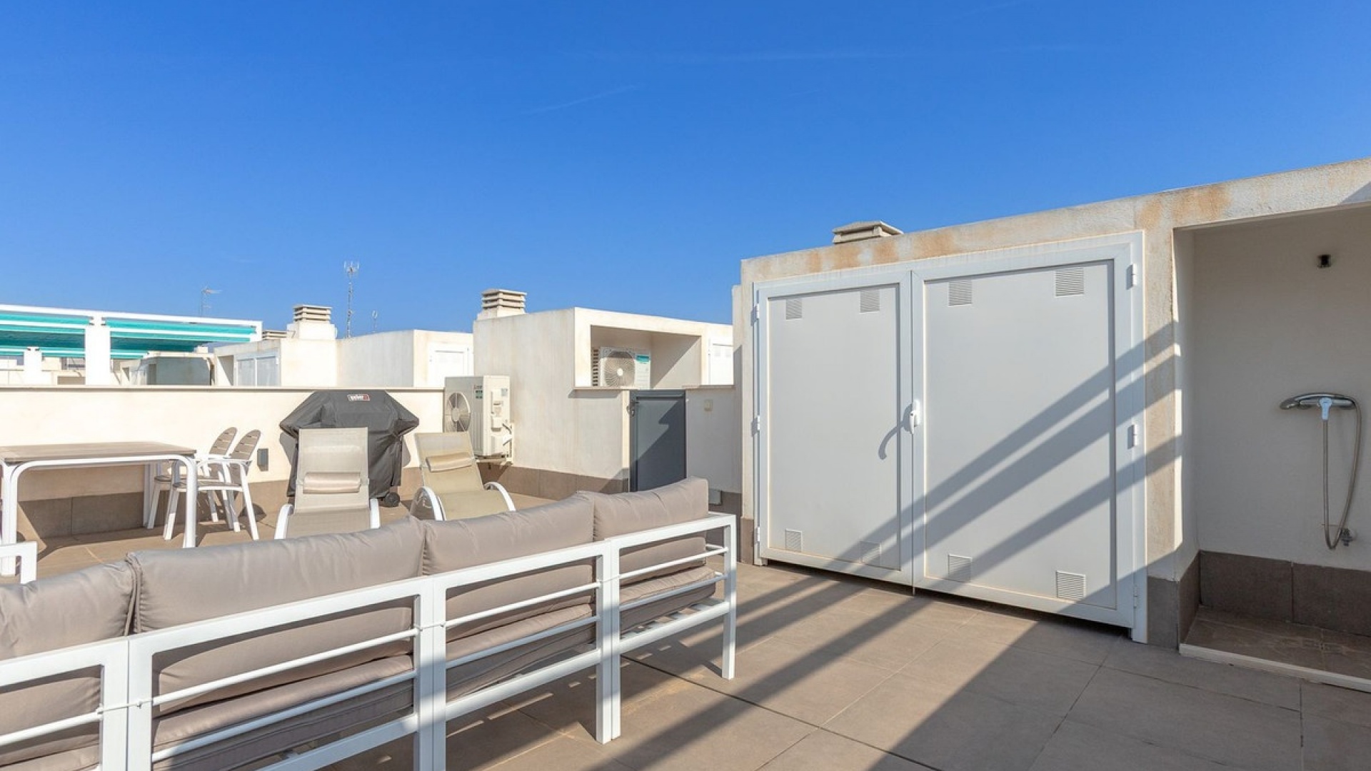 Resale - Apartment - Torrevieja - Torrevieja Centro