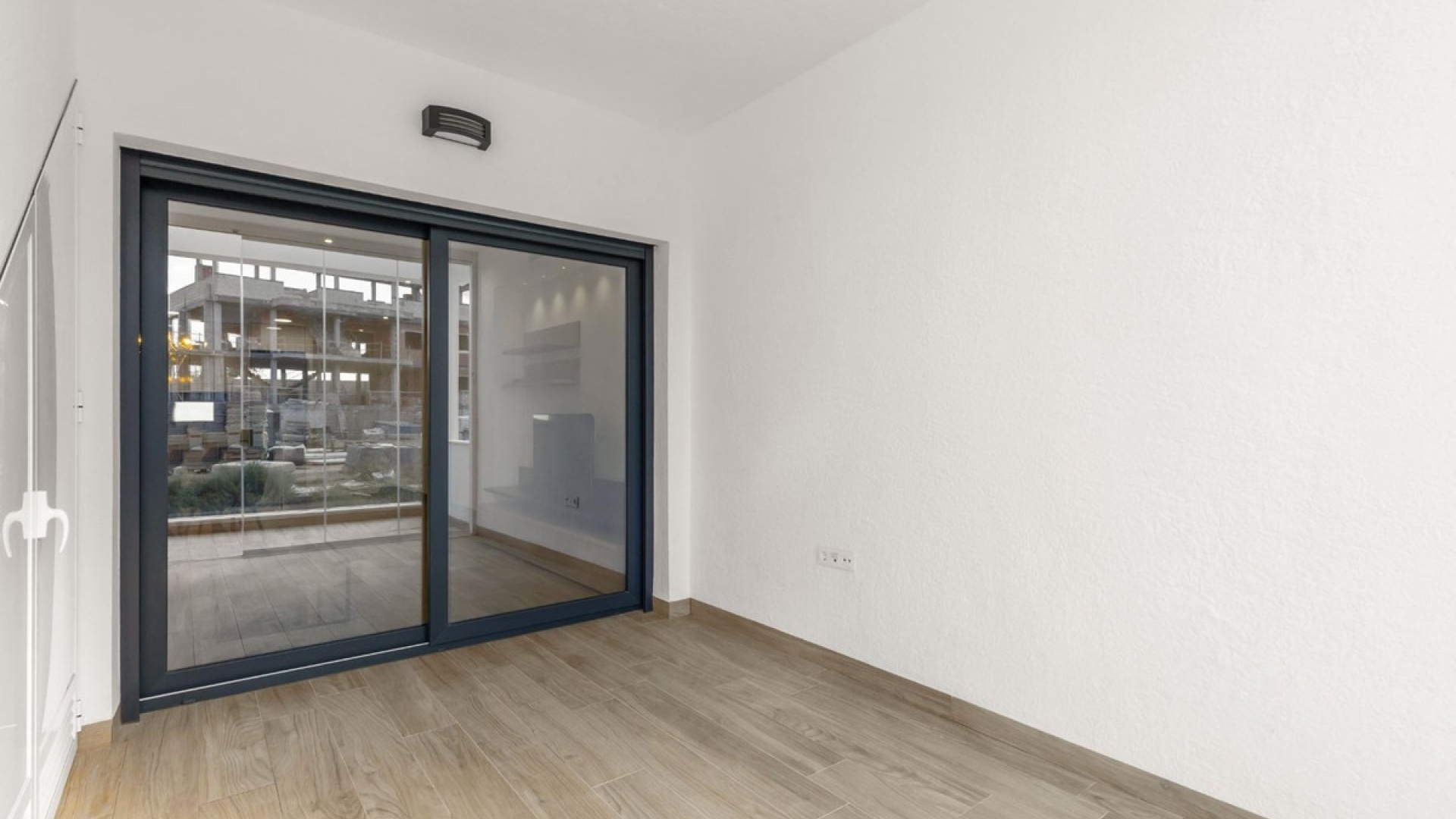 Resale - Apartment - Torrevieja - Torrevieja Centro