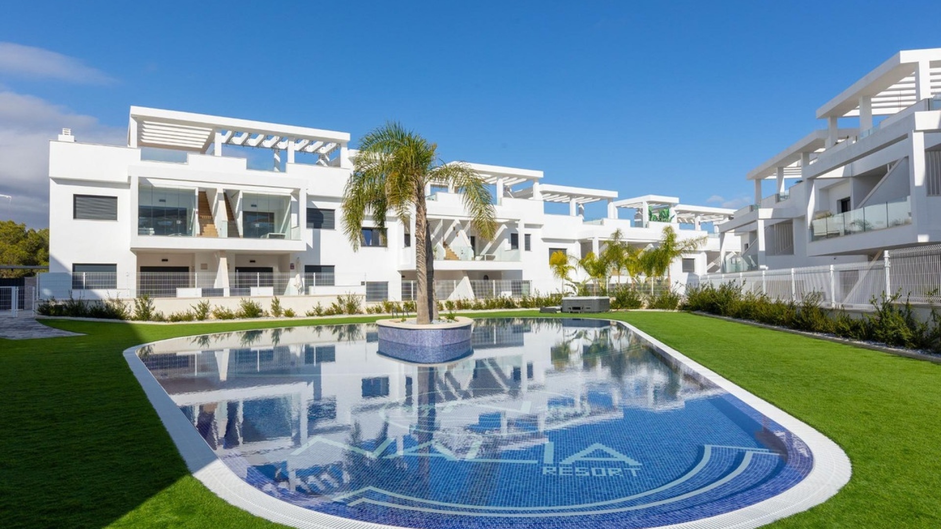 Resale - Apartment - Torrevieja - Torrevieja Centro