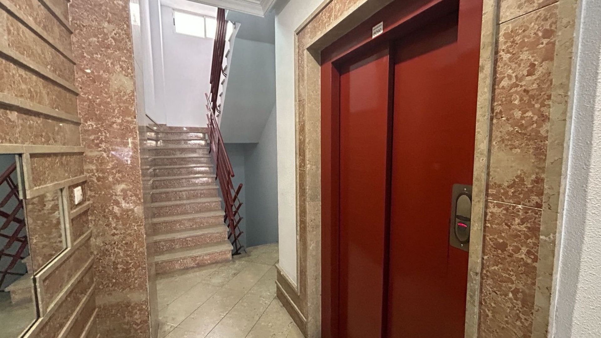 Resale - Apartment - Torrevieja - Torrevieja Centro