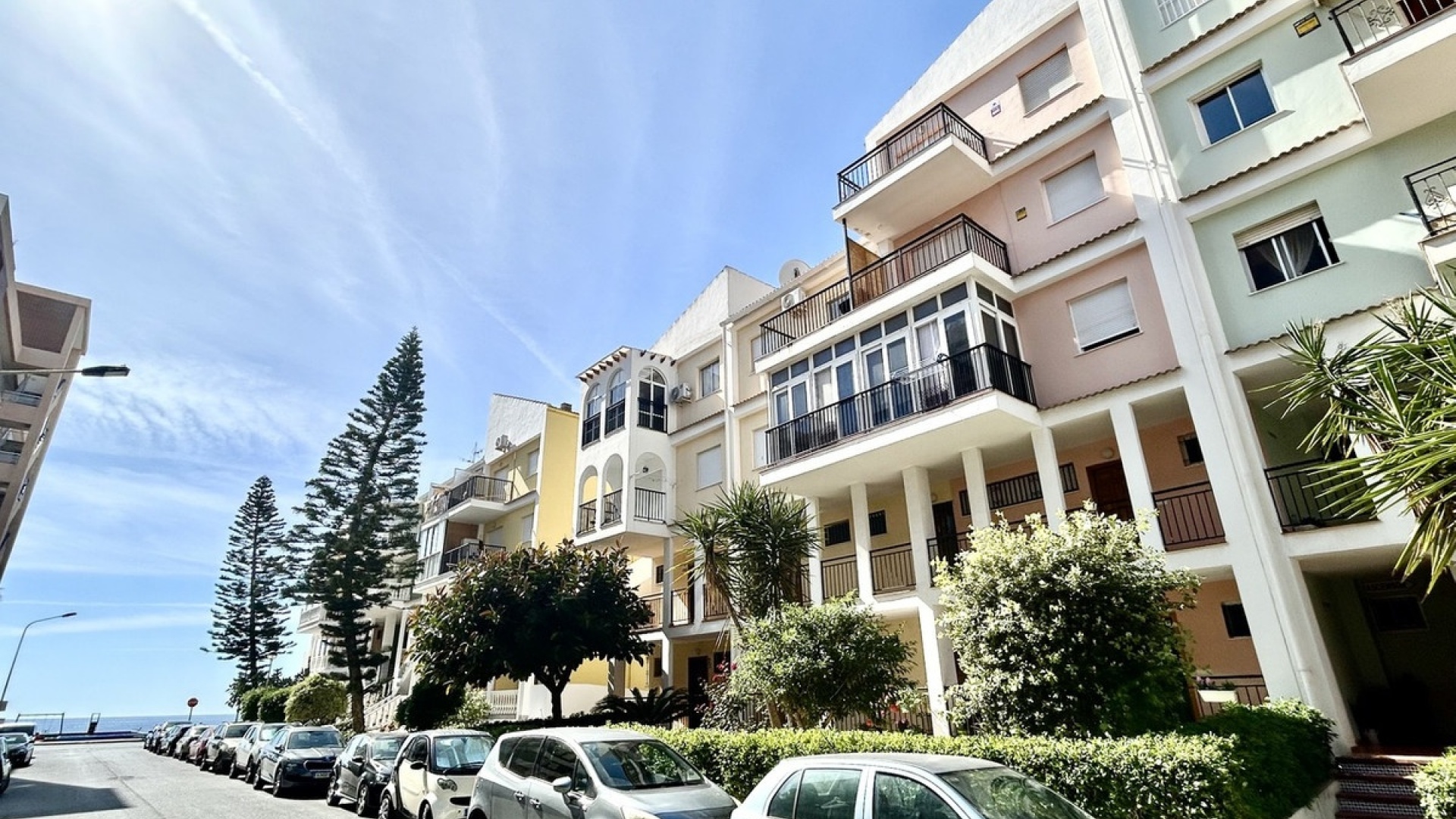 Resale - Apartment - Torrevieja - Torrevieja Centro