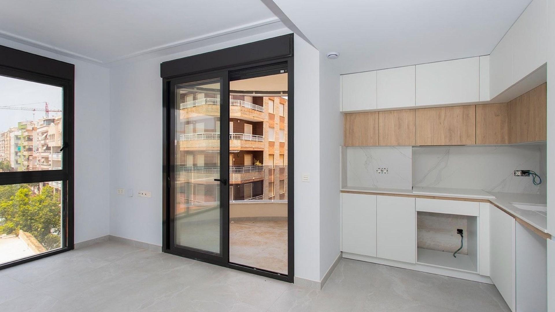 Resale - Apartment - Torrevieja - Torrevieja Centro
