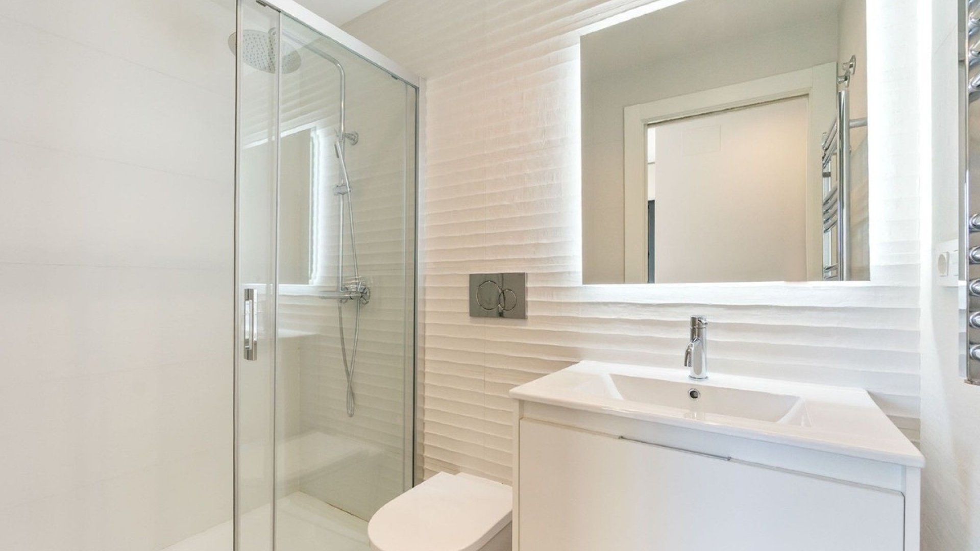 Resale - Apartment - Torrevieja - Torrevieja Centro