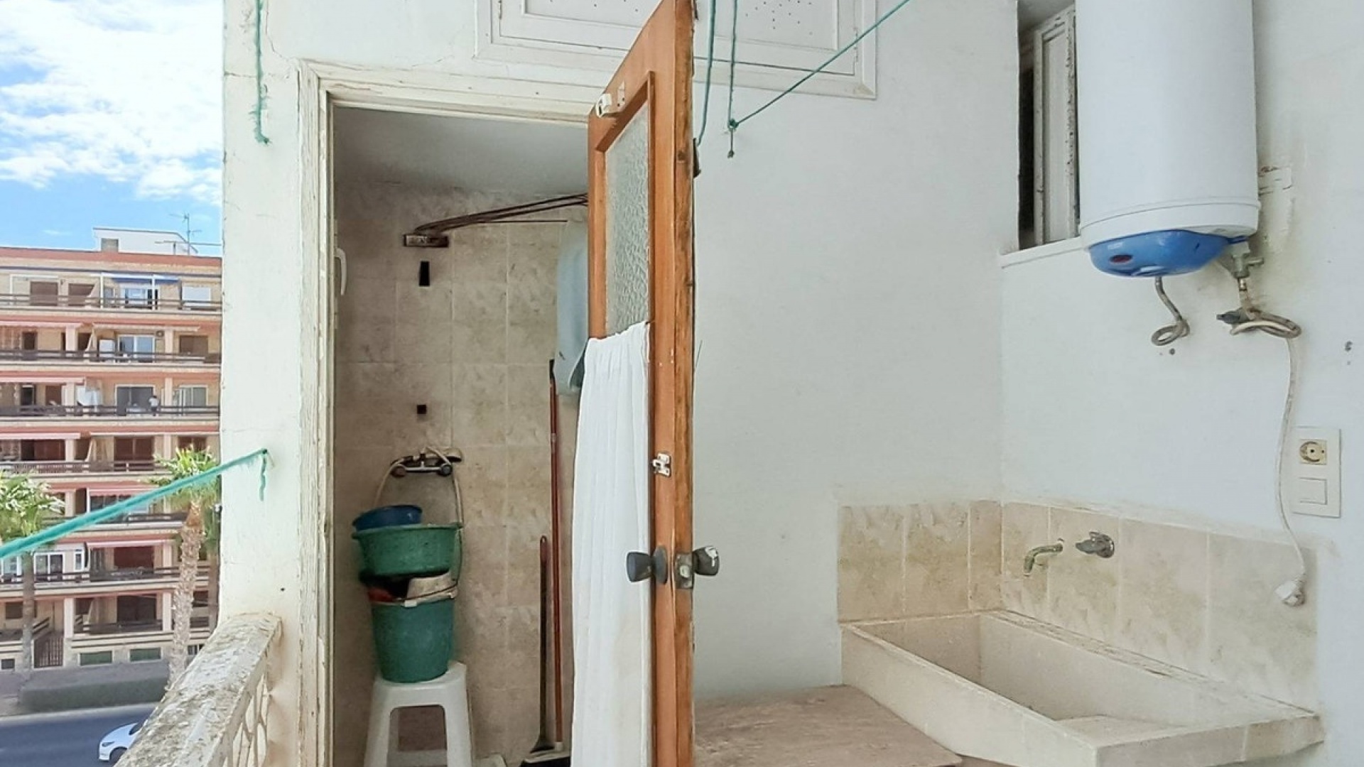 Resale - Apartment - Torrevieja - Torrevieja Centro