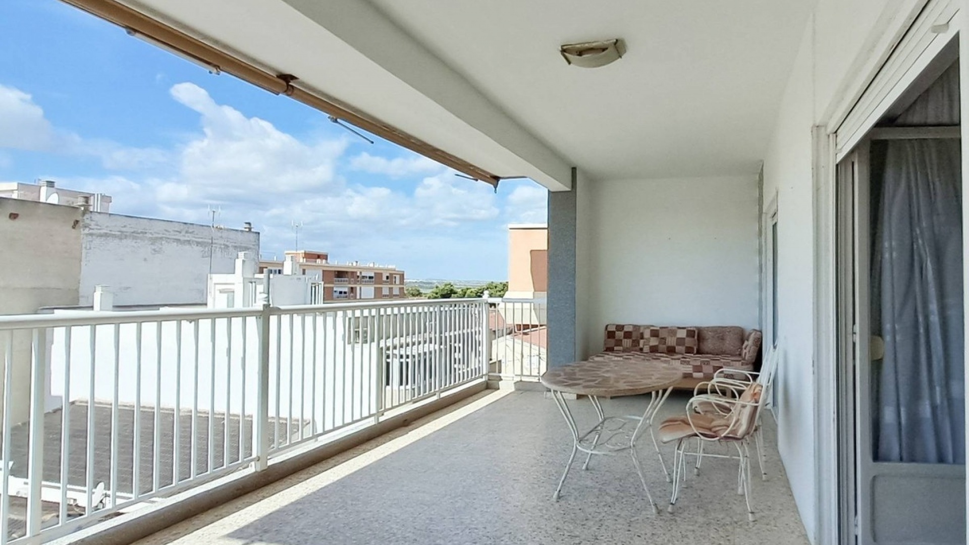 Resale - Apartment - Torrevieja - Torrevieja Centro