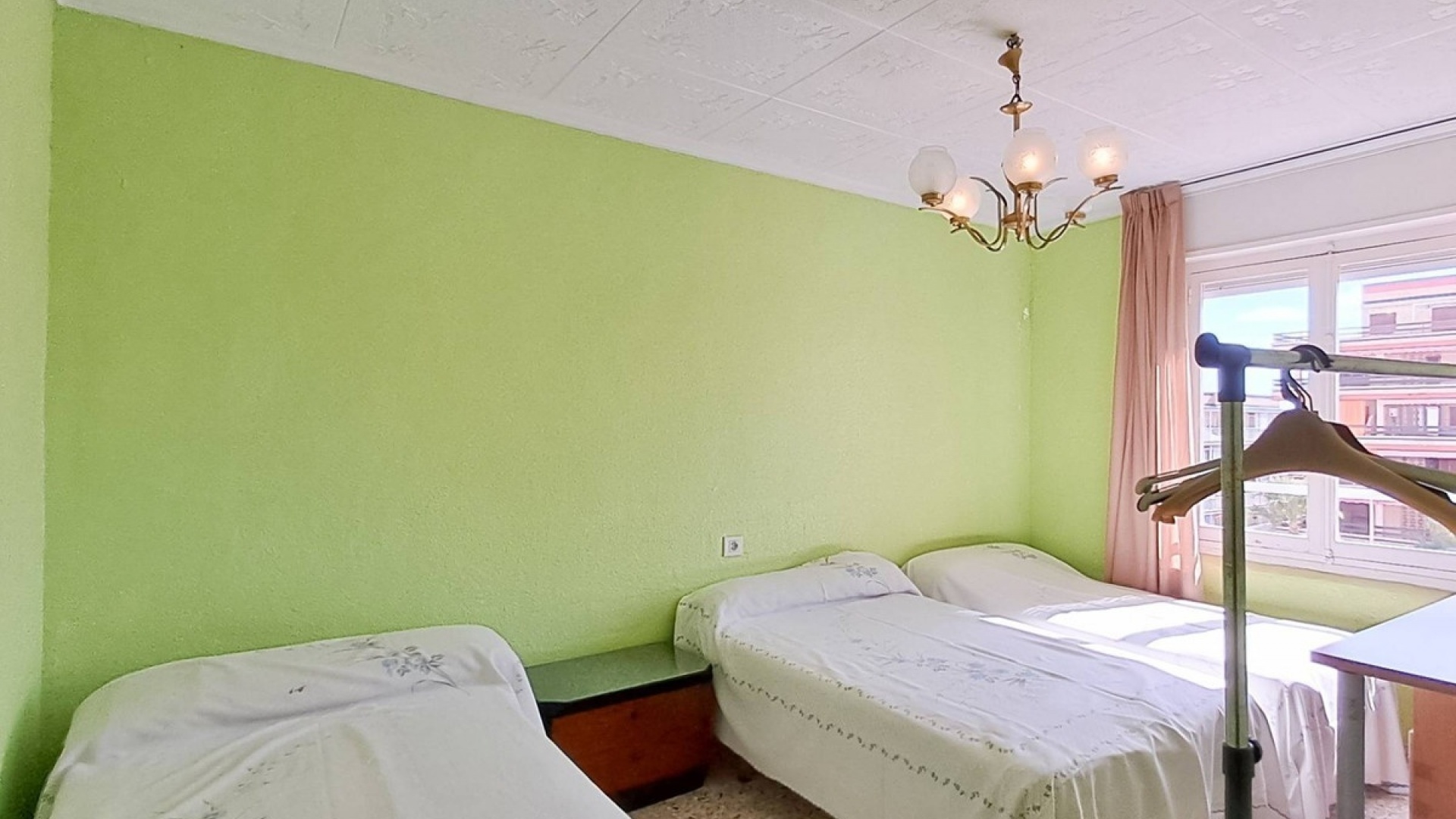 Resale - Apartment - Torrevieja - Torrevieja Centro