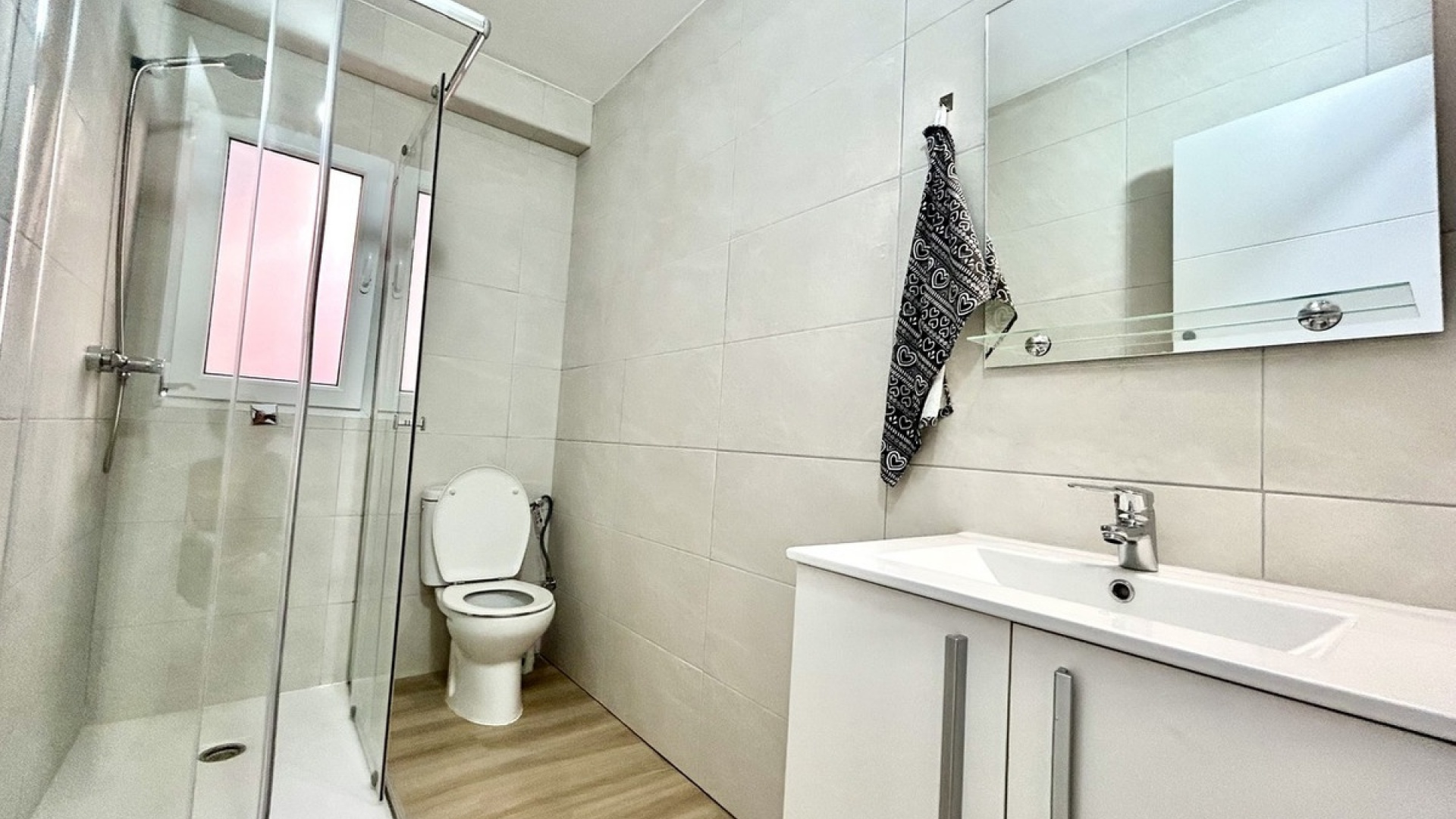 Resale - Apartment - Torrevieja - Torrevieja Centro