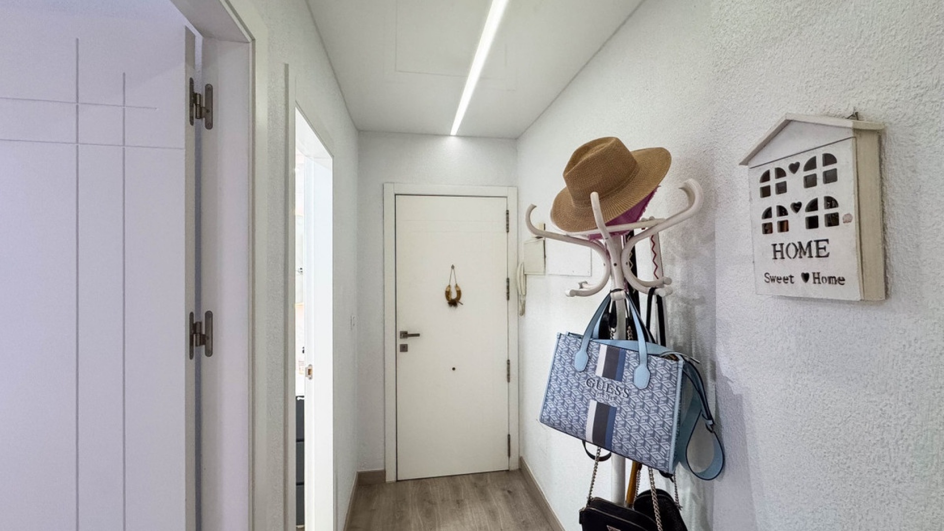 Resale - Apartment - Torrevieja - Torrevieja Centro