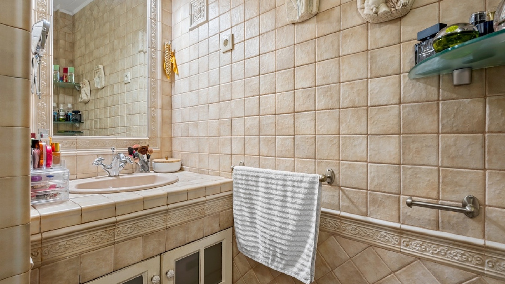Resale - Apartment - Torrevieja - Torrevieja Centro