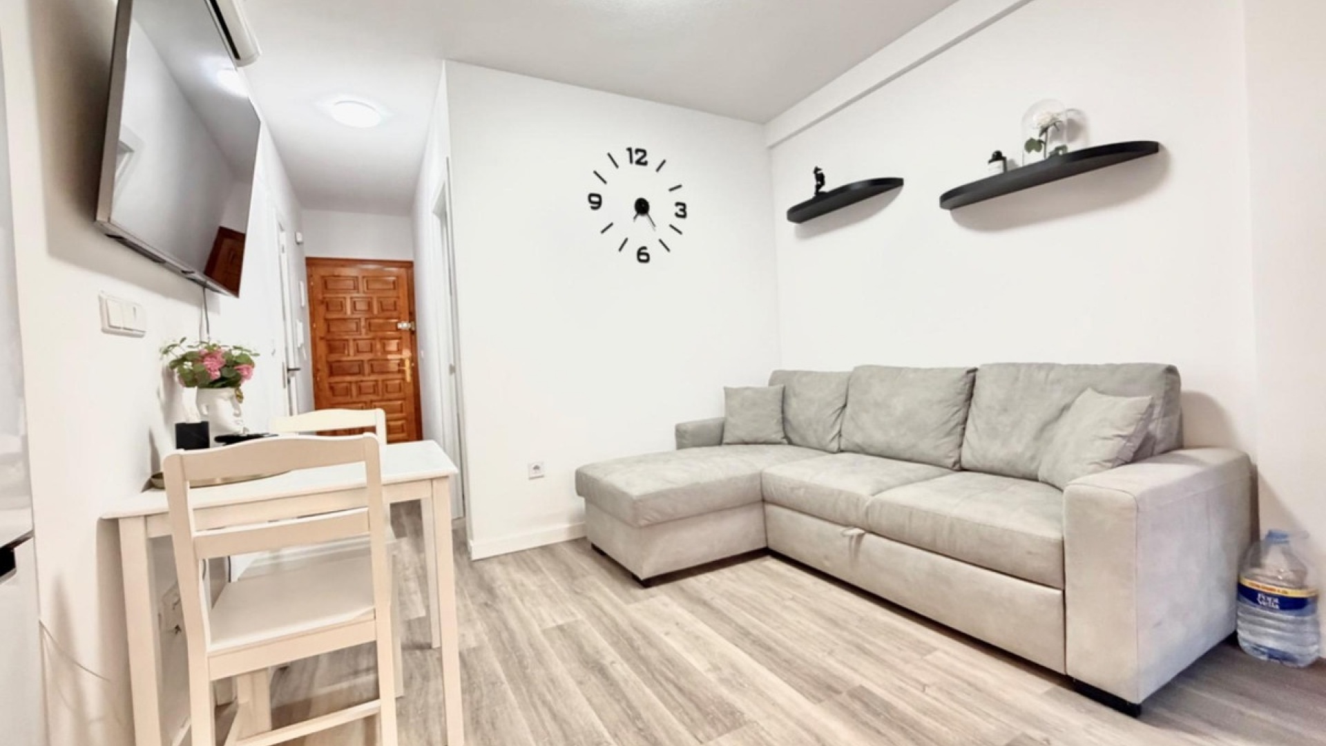 Resale - Apartment - Torrevieja - Torrevieja Centro