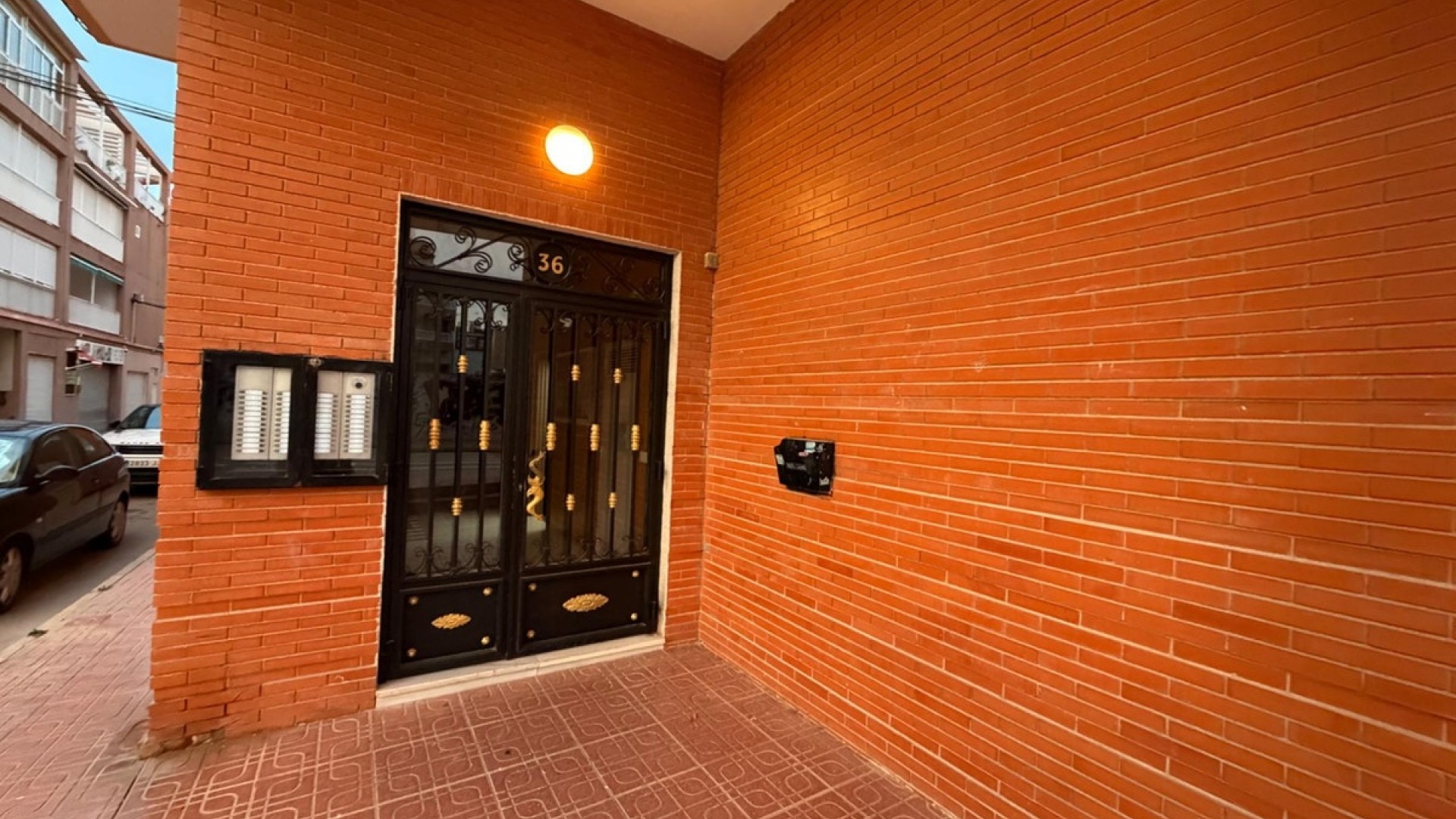 Resale - Apartment - Torrevieja - Torrevieja Centro